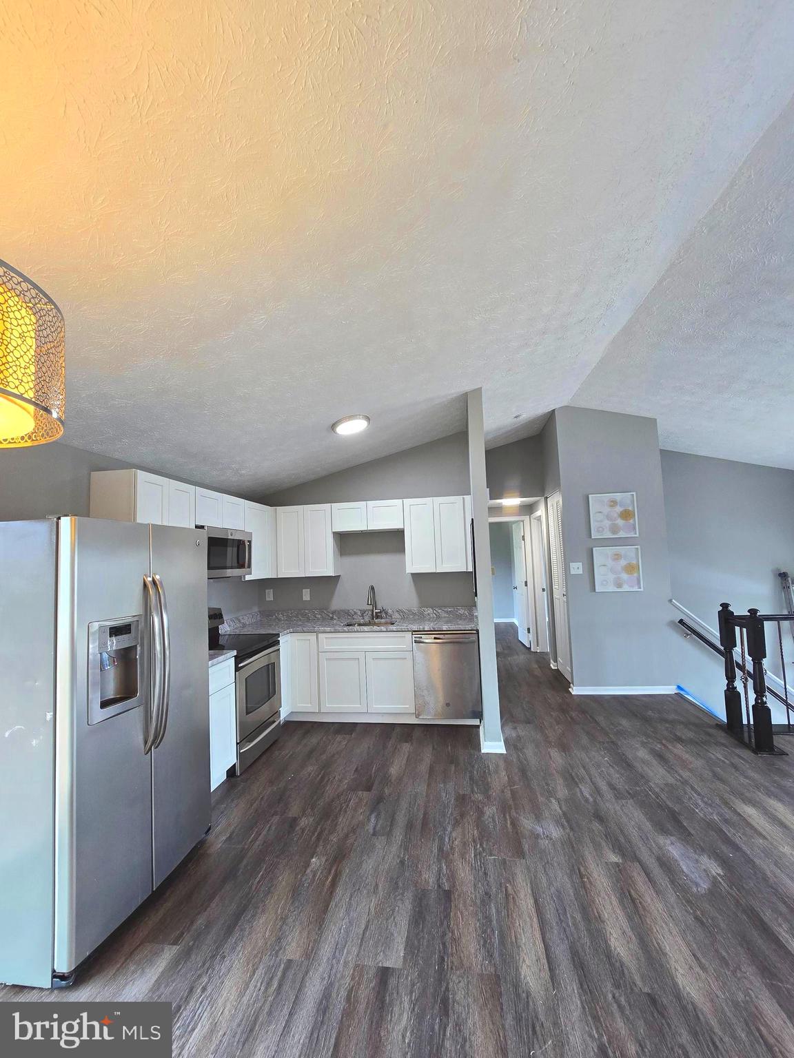 WOODBRIDGE CENTER - Residential