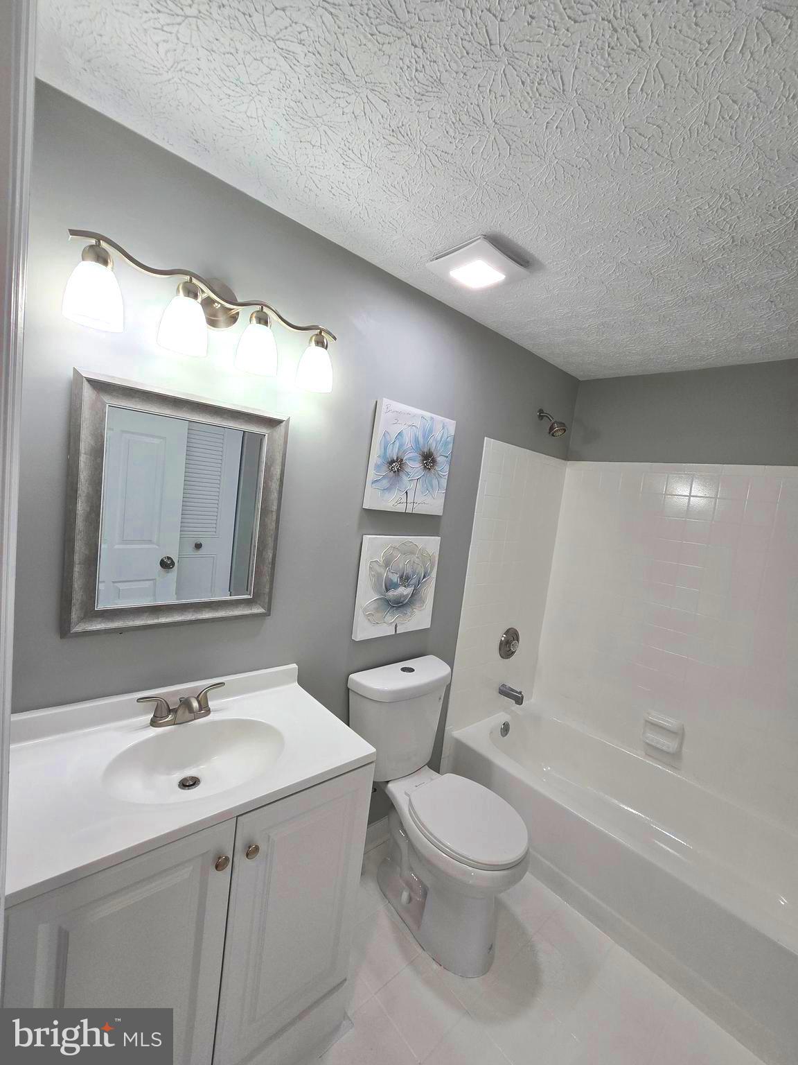 WOODBRIDGE CENTER - Residential