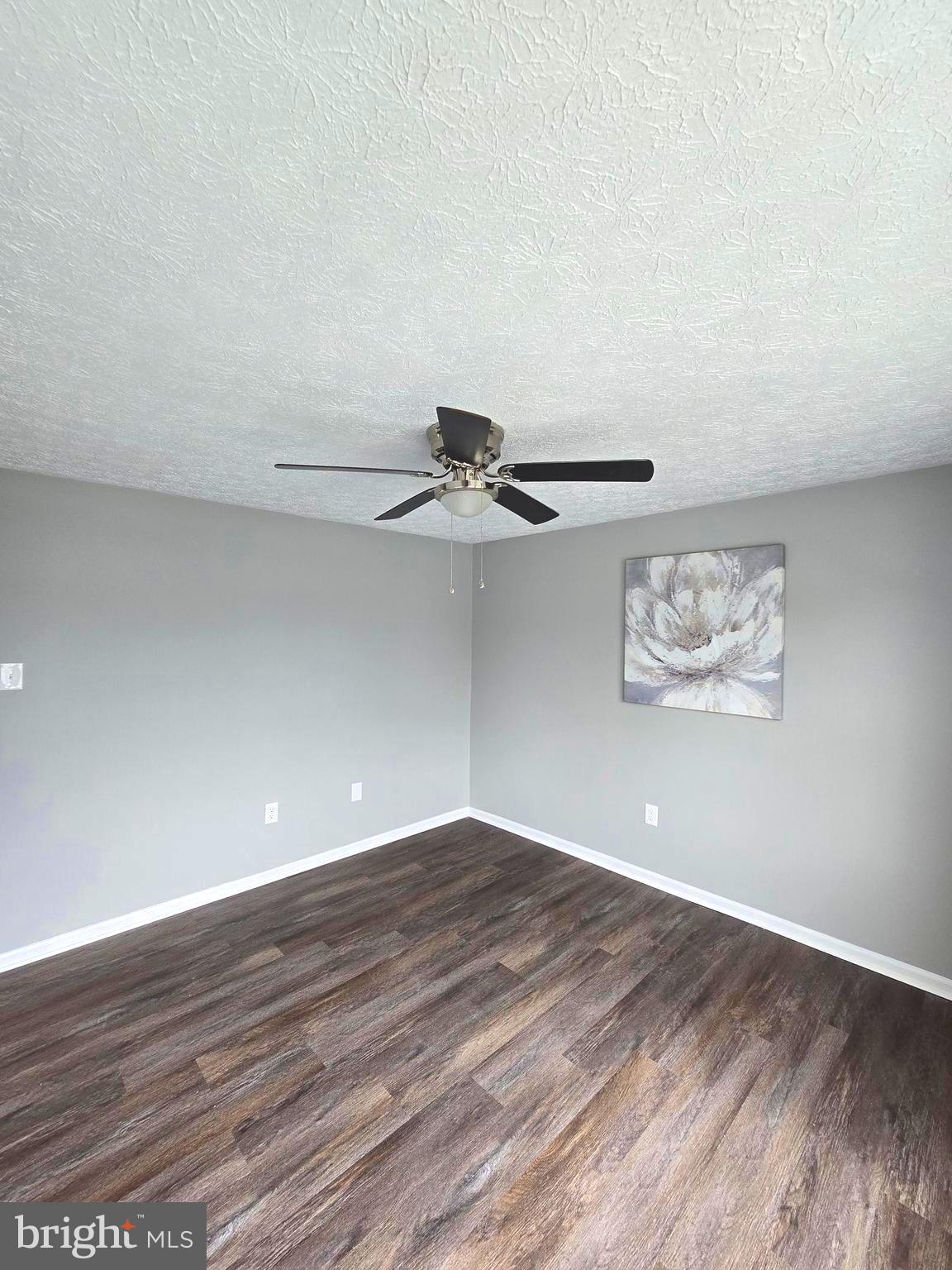 WOODBRIDGE CENTER - Residential