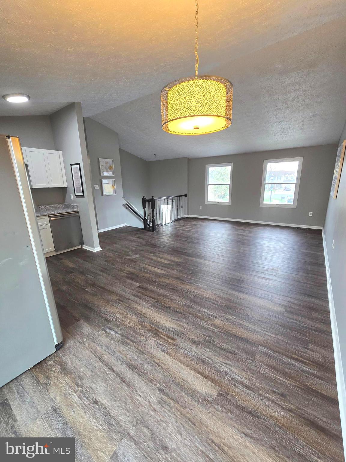 WOODBRIDGE CENTER - Residential