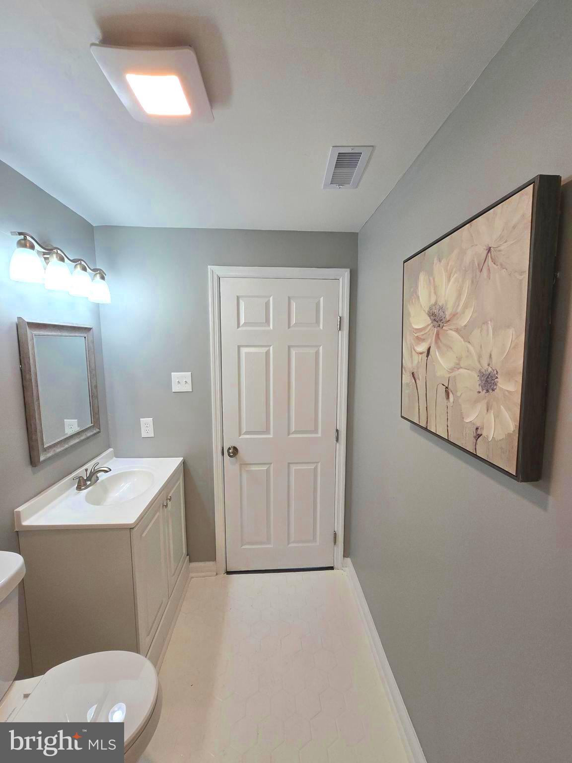 WOODBRIDGE CENTER - Residential