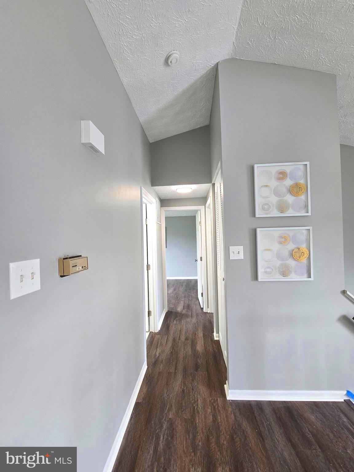 WOODBRIDGE CENTER - Residential