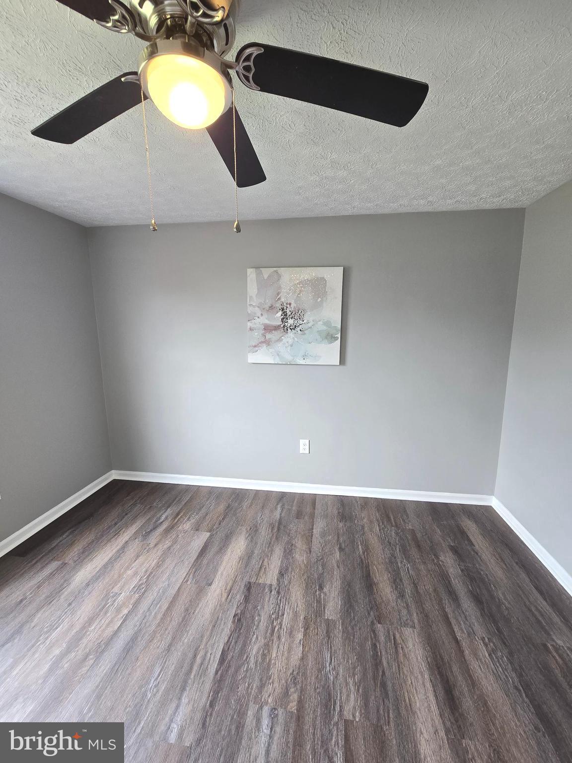 WOODBRIDGE CENTER - Residential