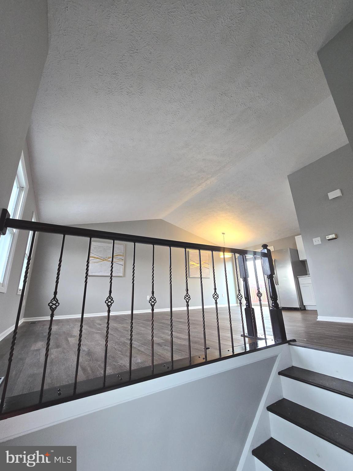 WOODBRIDGE CENTER - Residential