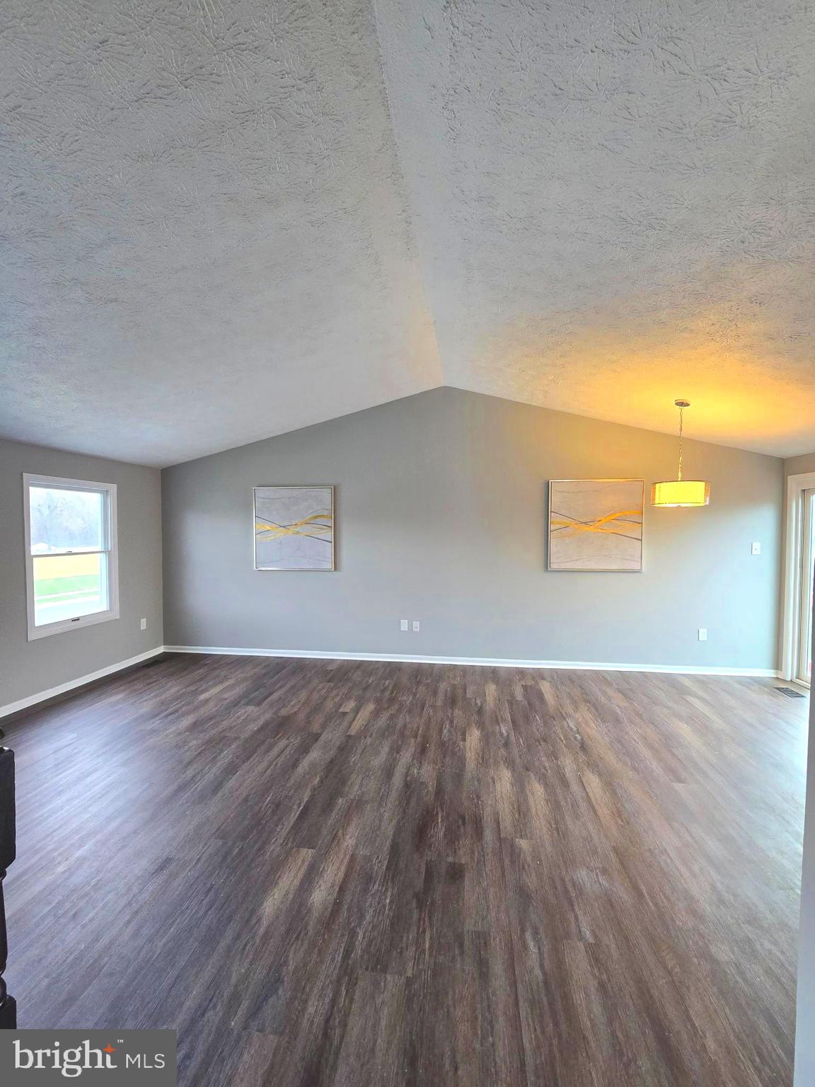 WOODBRIDGE CENTER - Residential