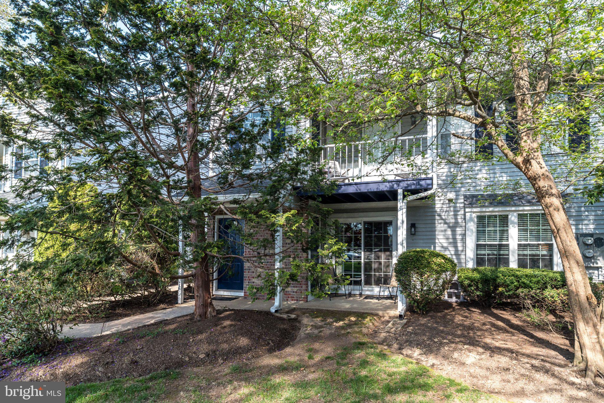 SOCIETY PL - Residential