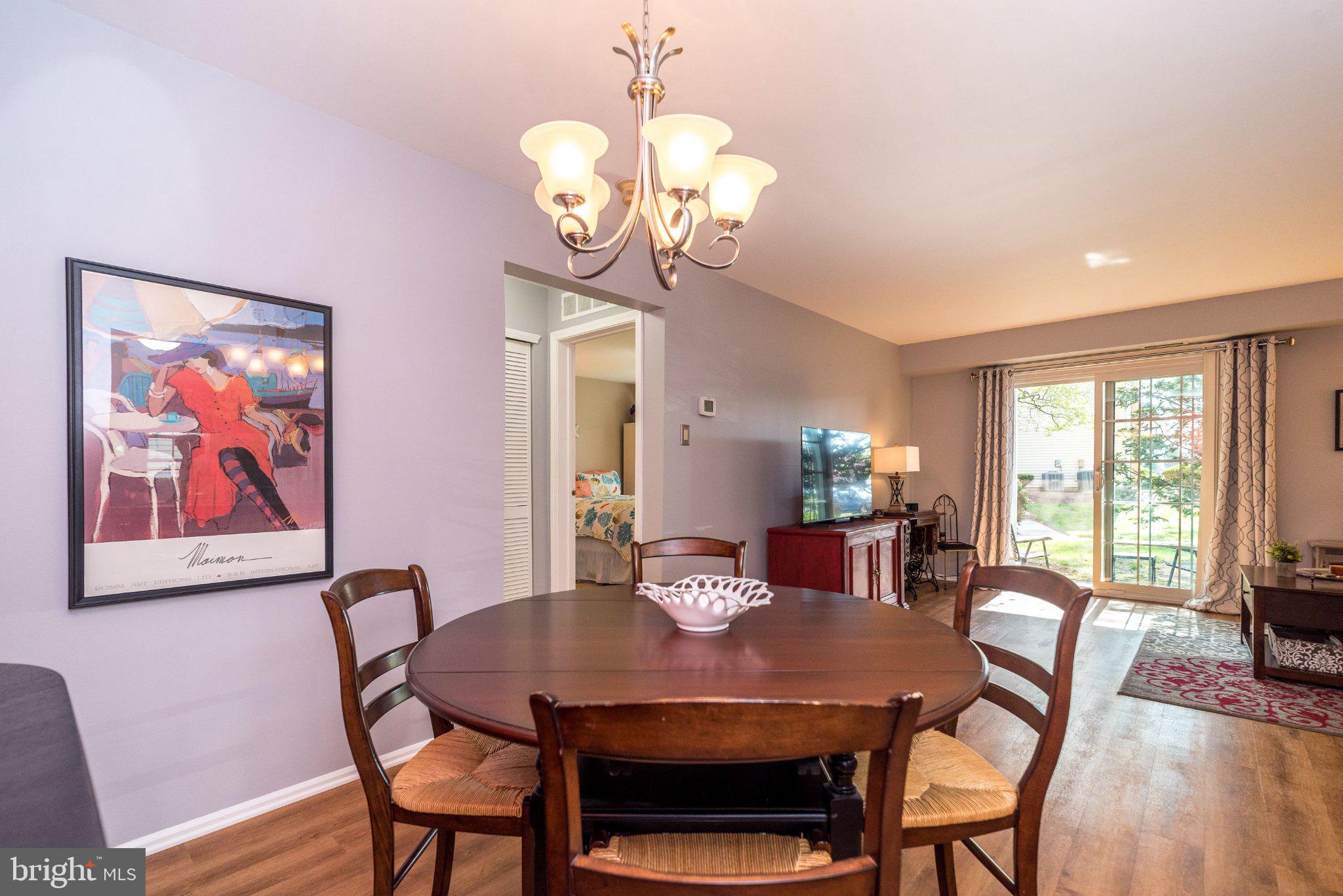 SOCIETY PL - Residential