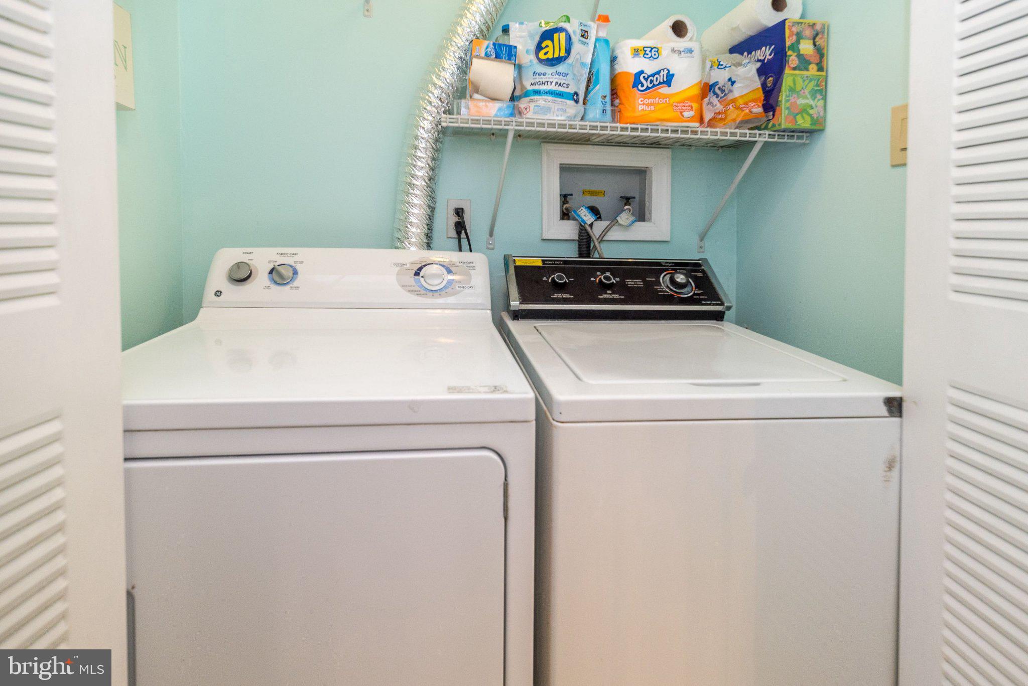 SOCIETY PL - Residential