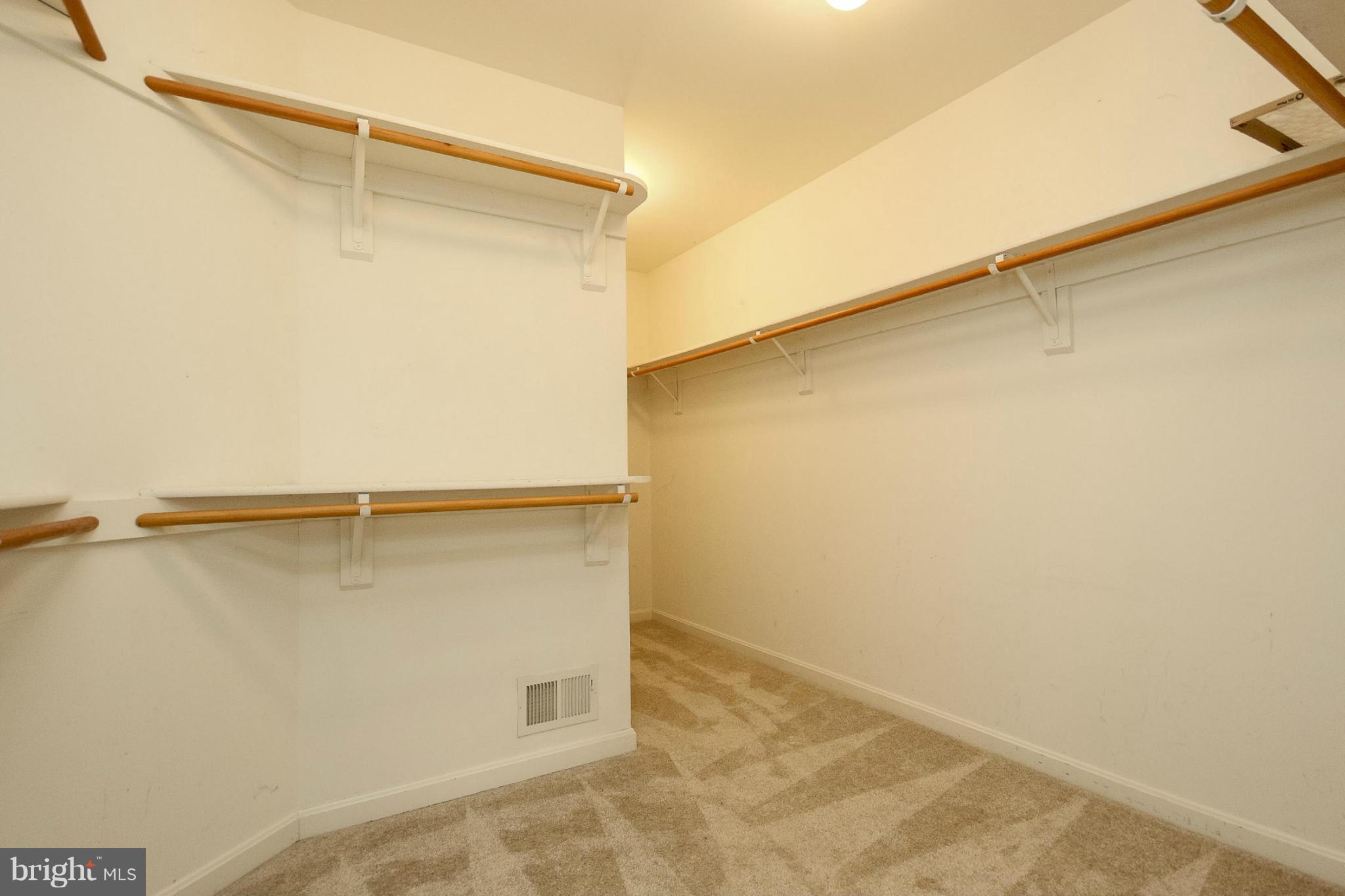 SOUTH WALES - Residential