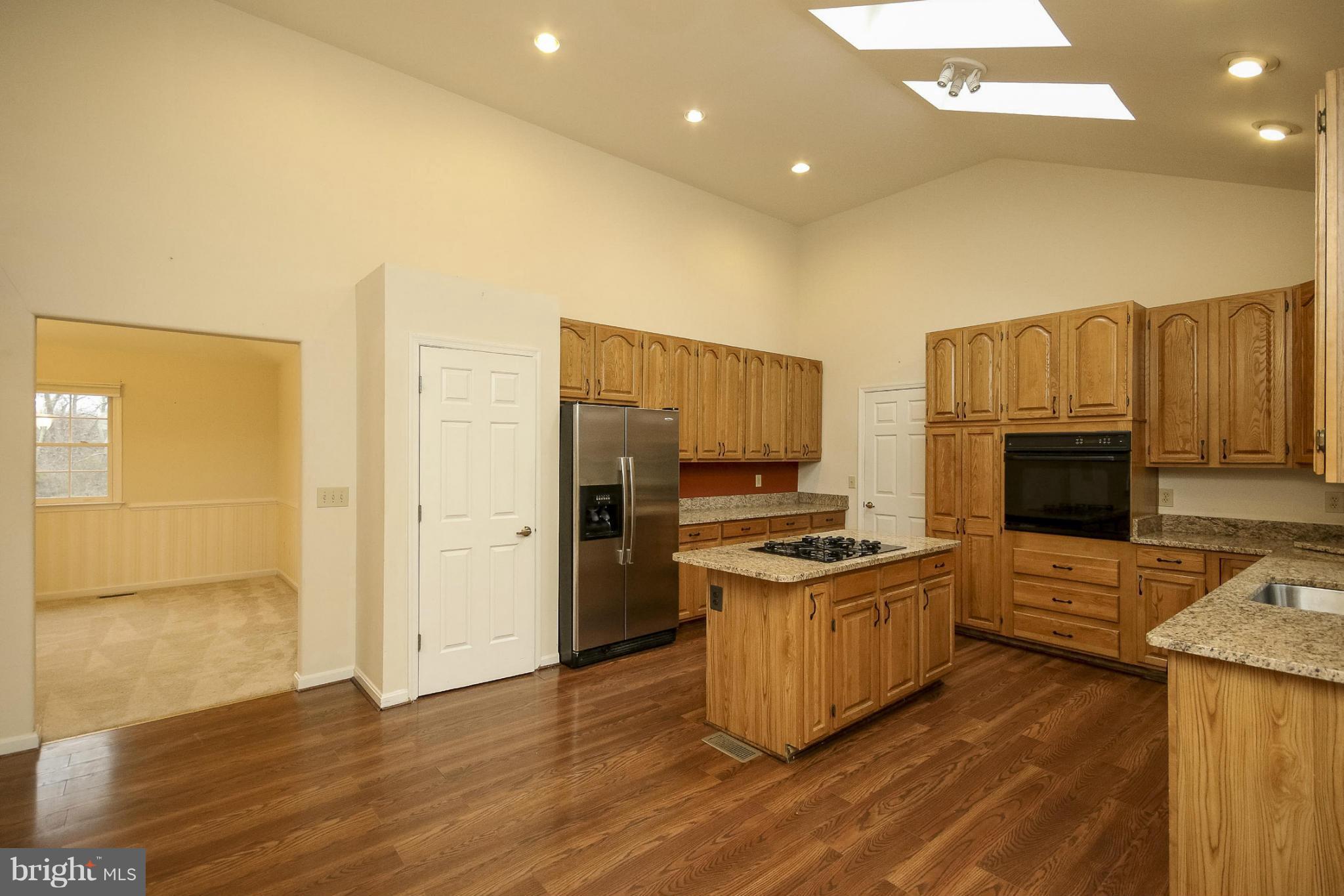 SOUTH WALES - Residential