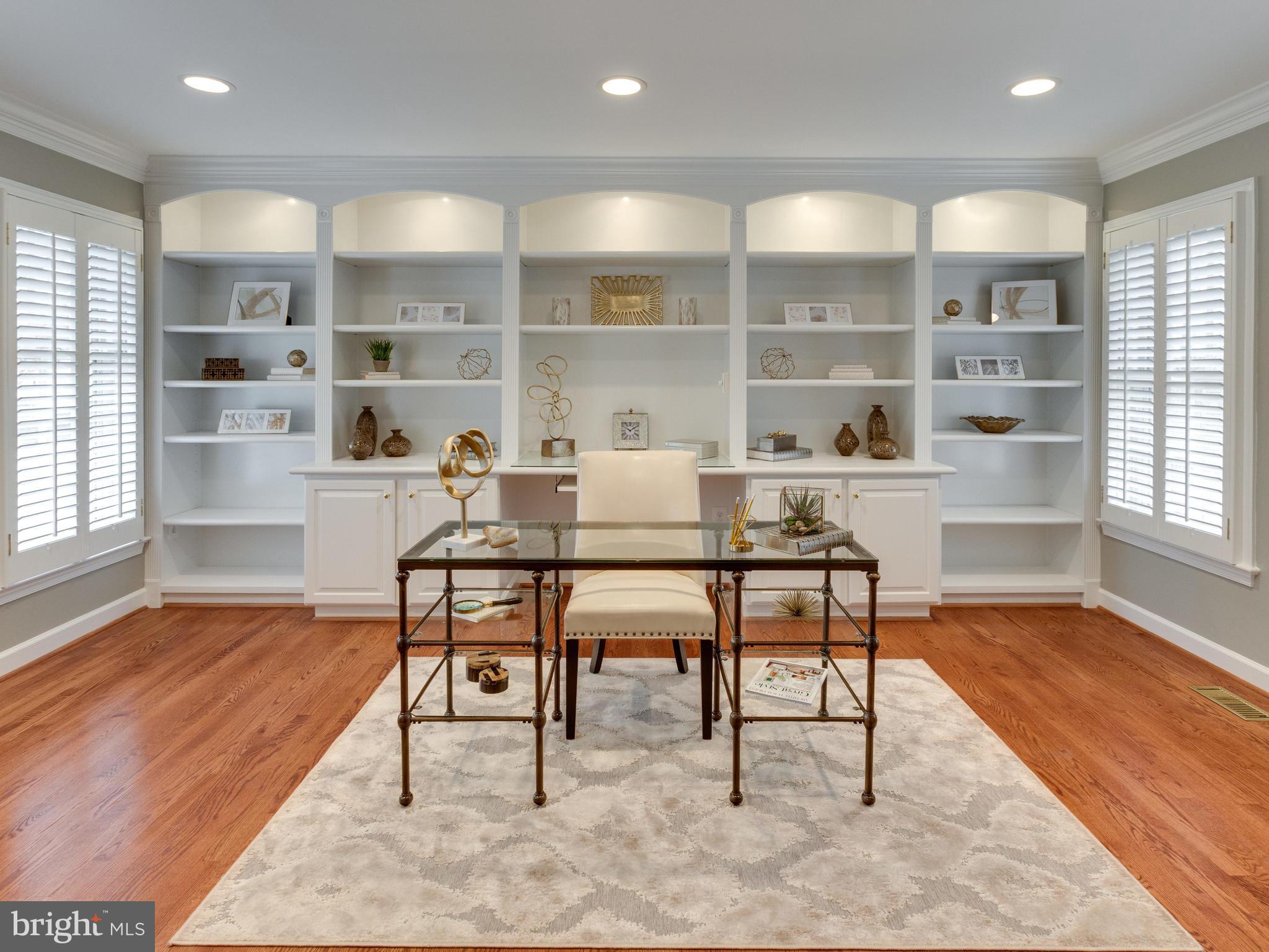 RESTON - Residential