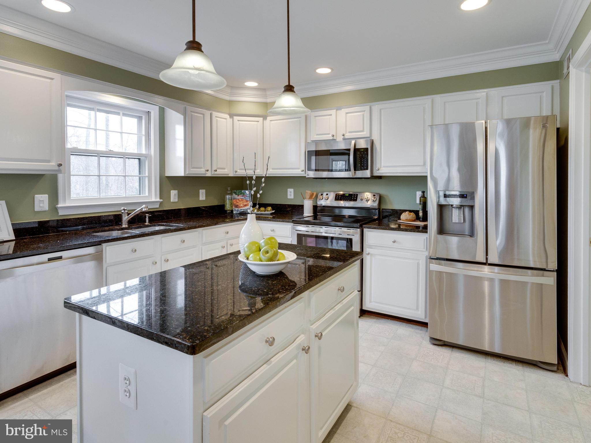 RESTON - Residential