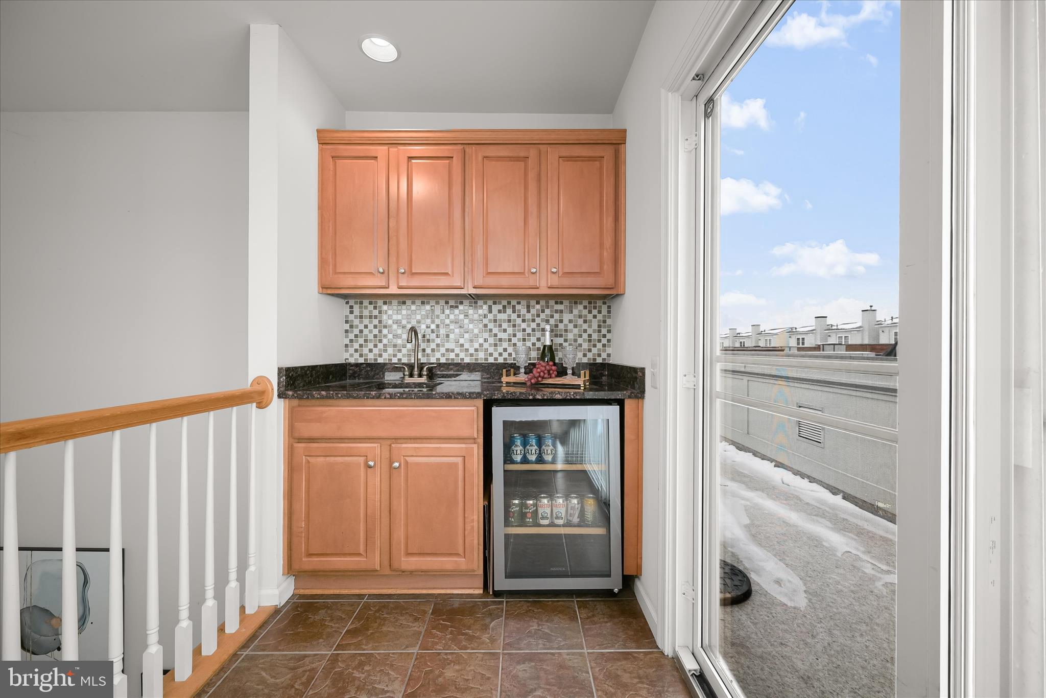 LOCUST POINT - Residential