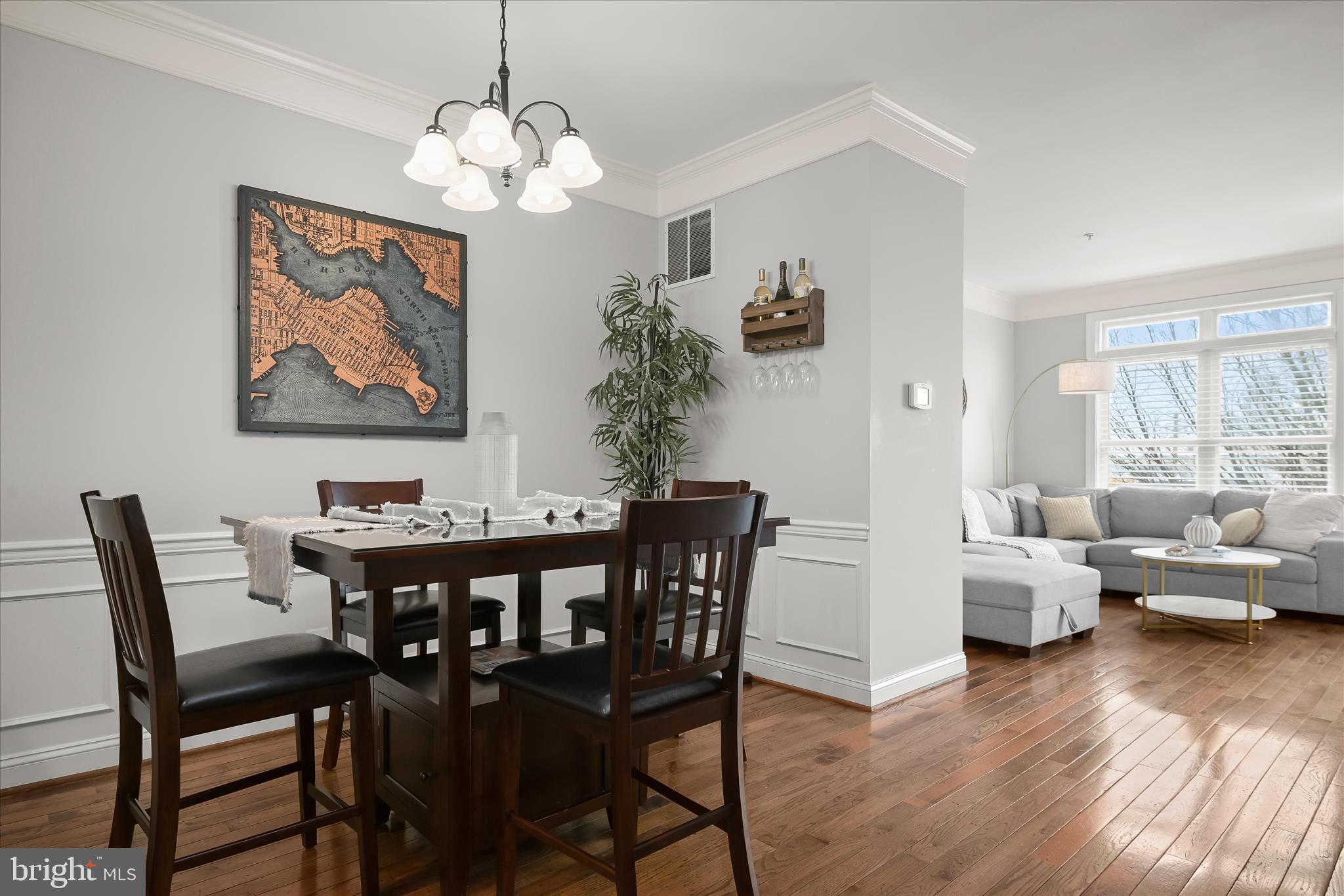 LOCUST POINT - Residential