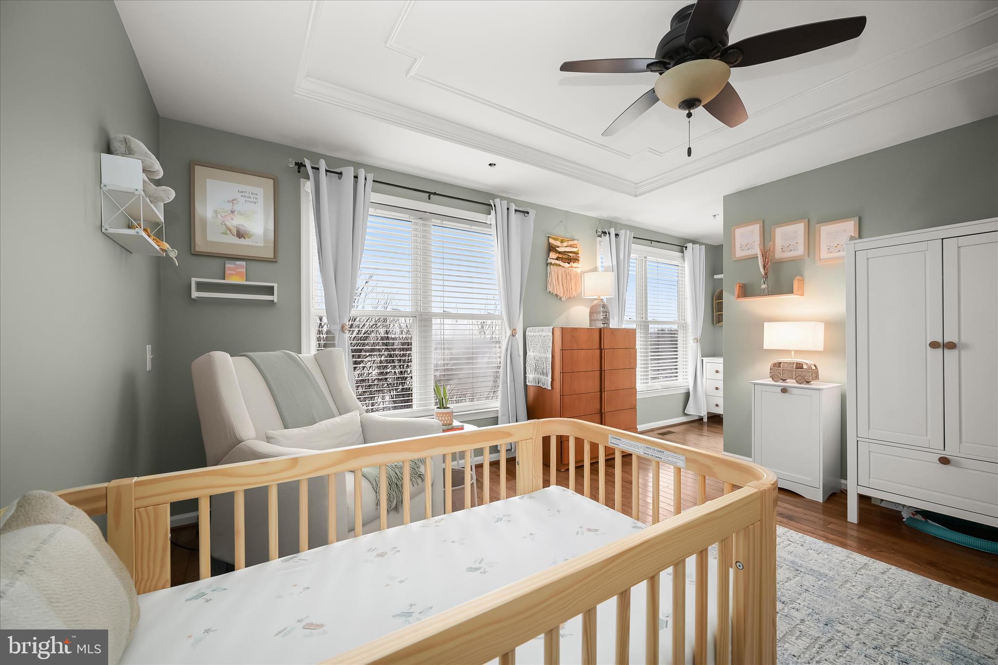 LOCUST POINT - Residential