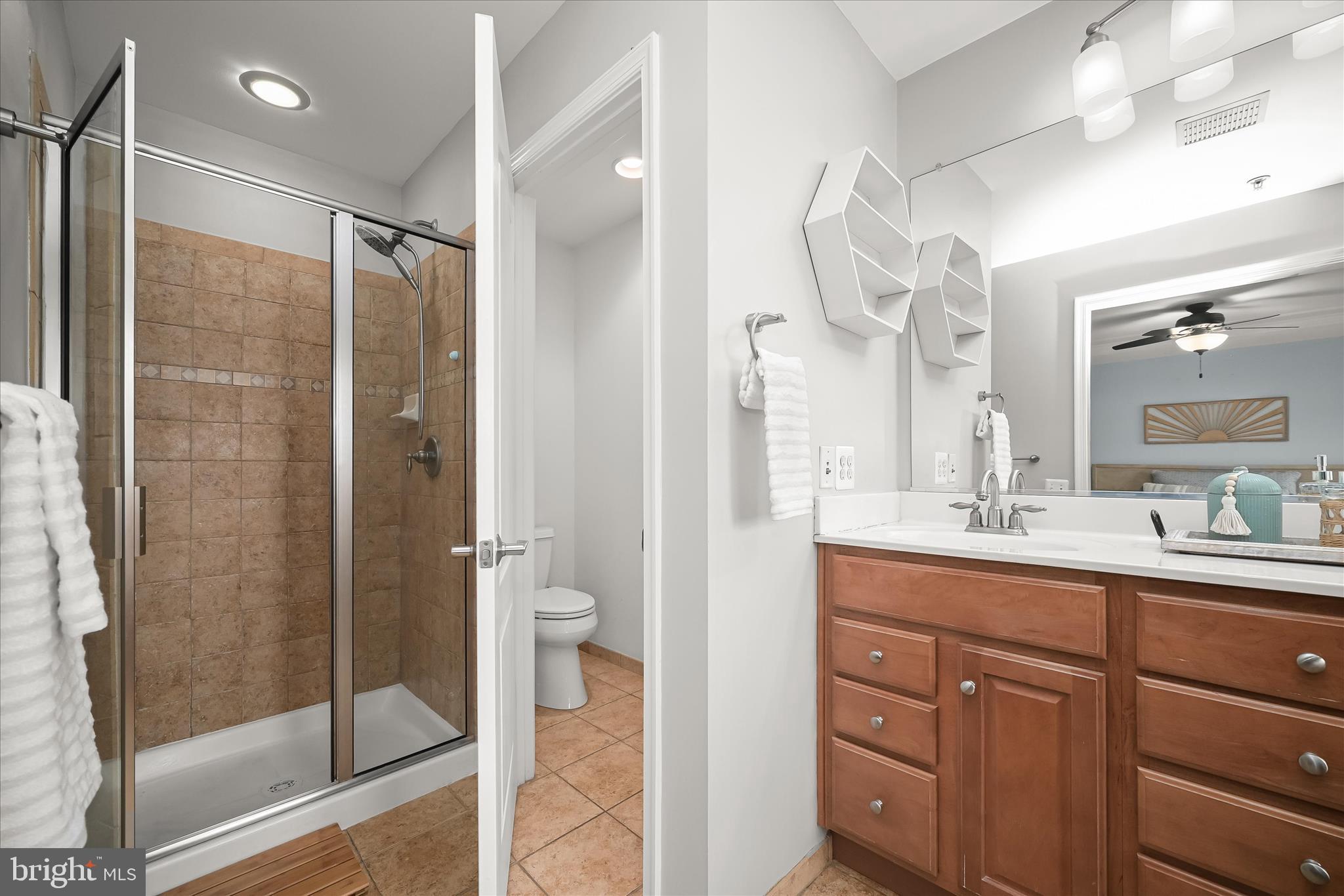 LOCUST POINT - Residential