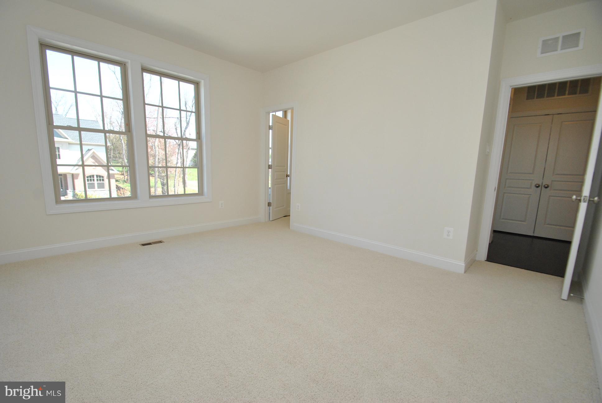 DULANEY VIEW - Residential