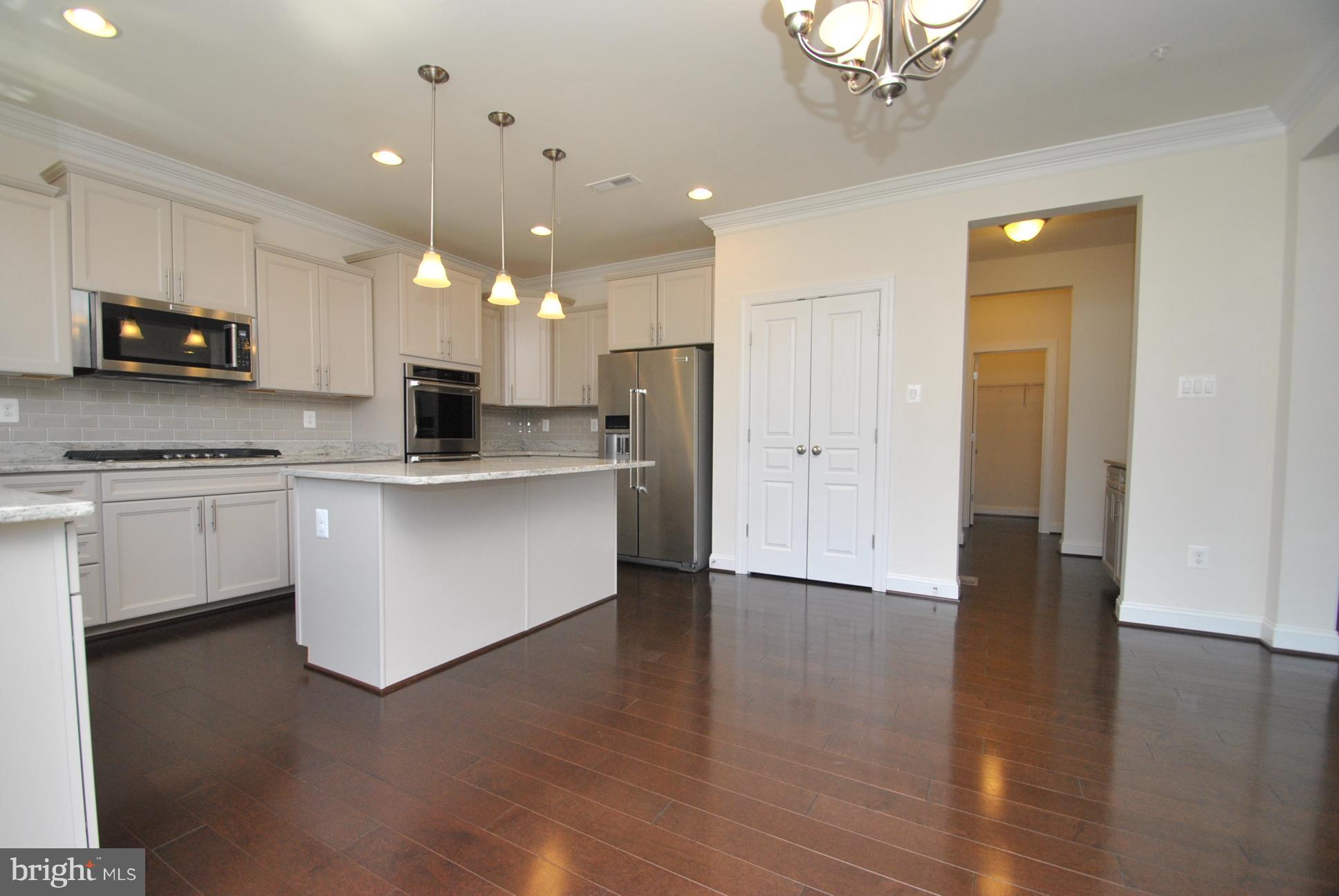 DULANEY VIEW - Residential