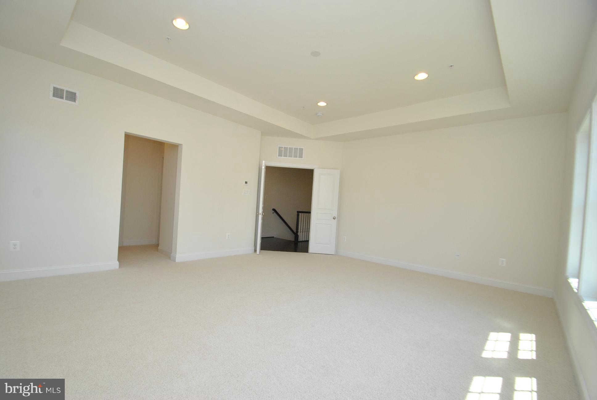 DULANEY VIEW - Residential