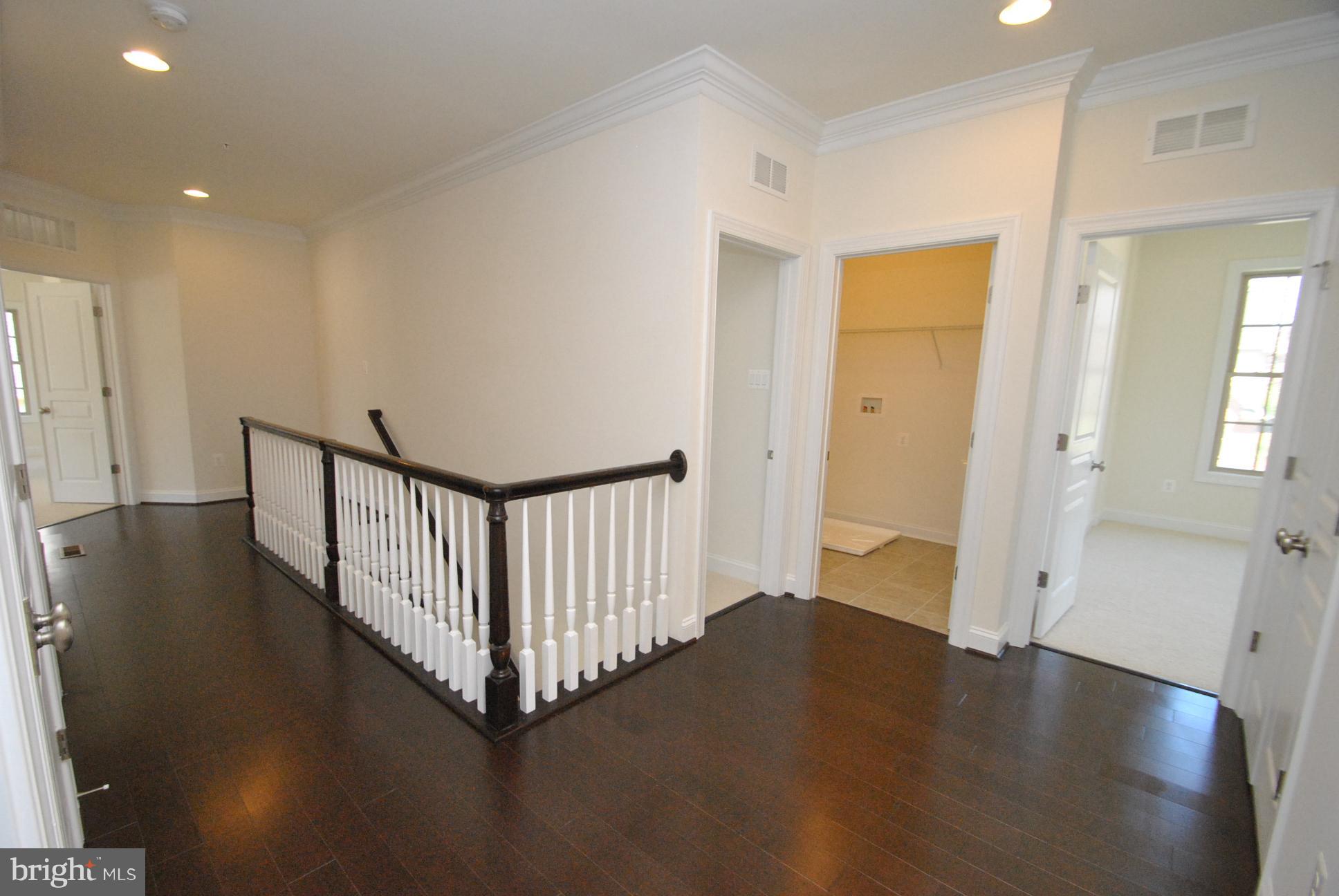 DULANEY VIEW - Residential