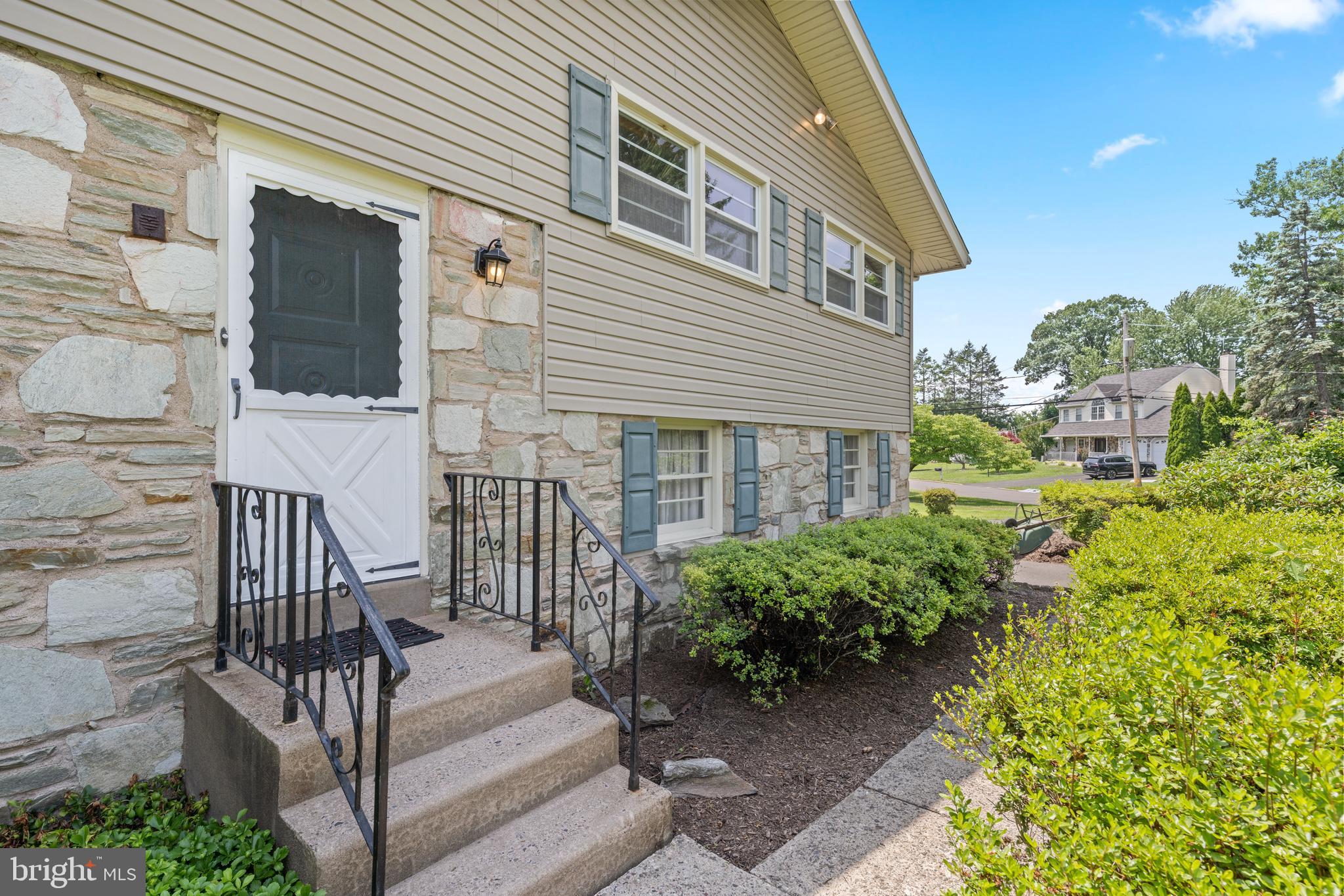 106 PEARL DRIVE