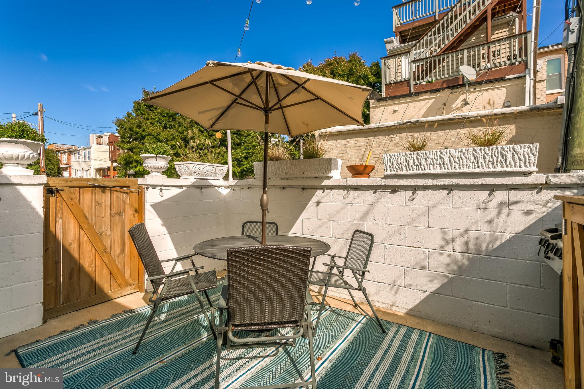 HIGHLANDTOWN - Residential