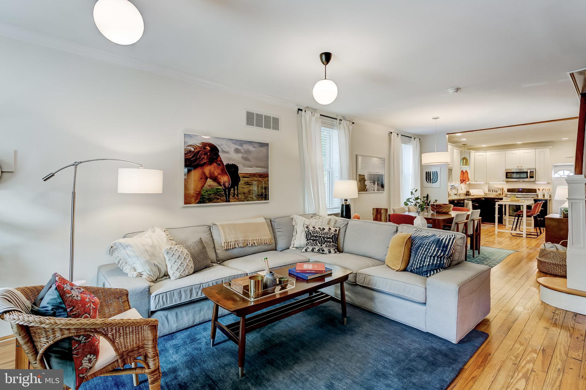 HIGHLANDTOWN - Residential