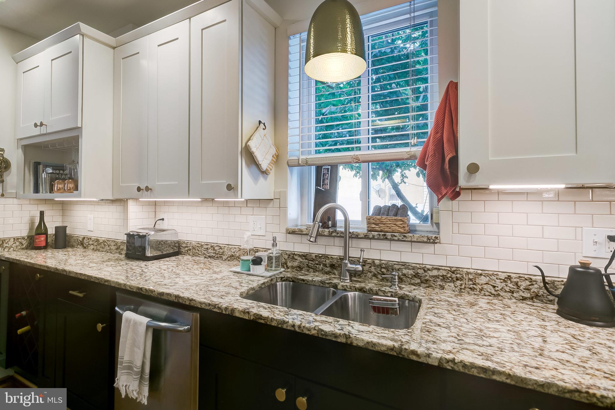 HIGHLANDTOWN - Residential