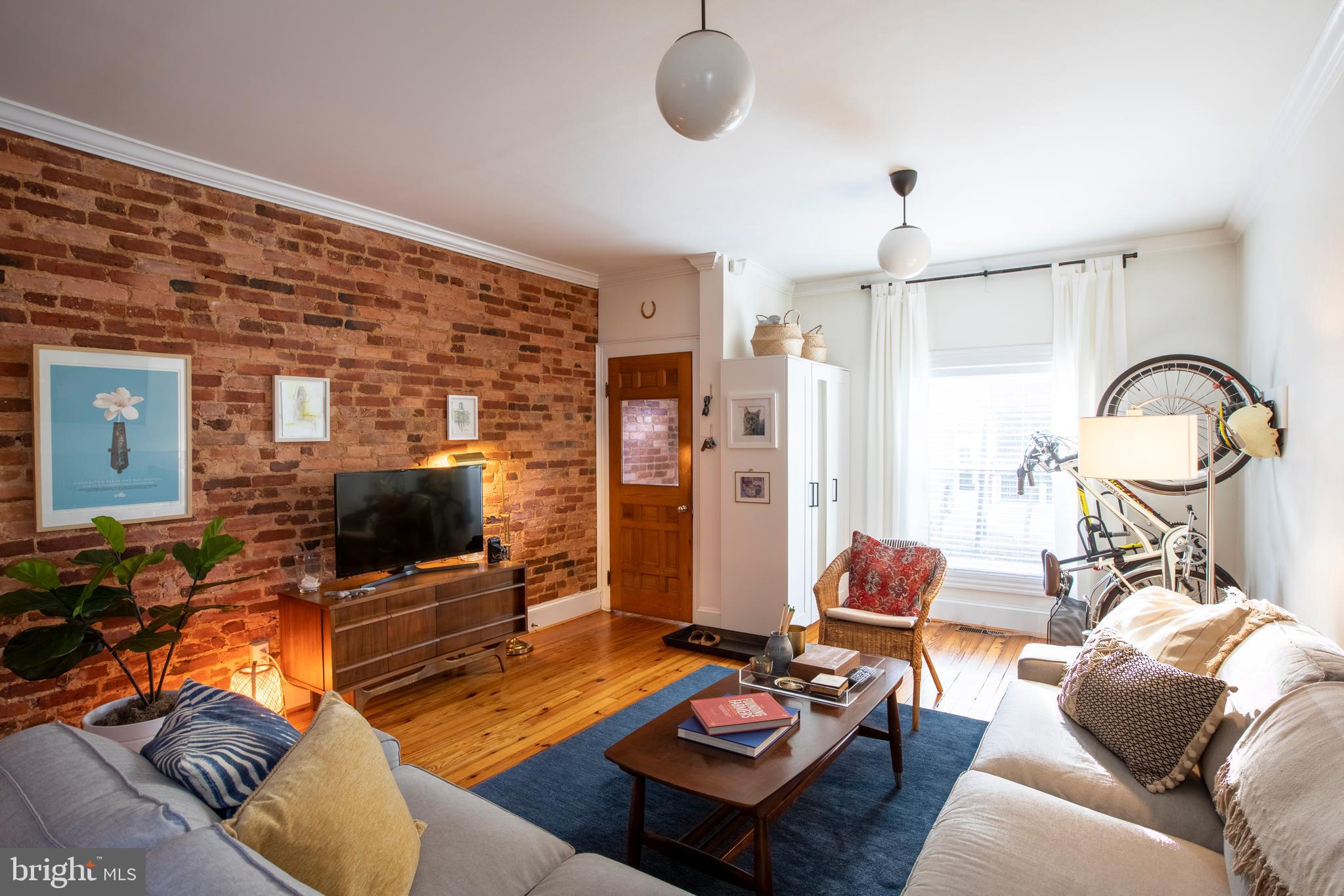 HIGHLANDTOWN - Residential