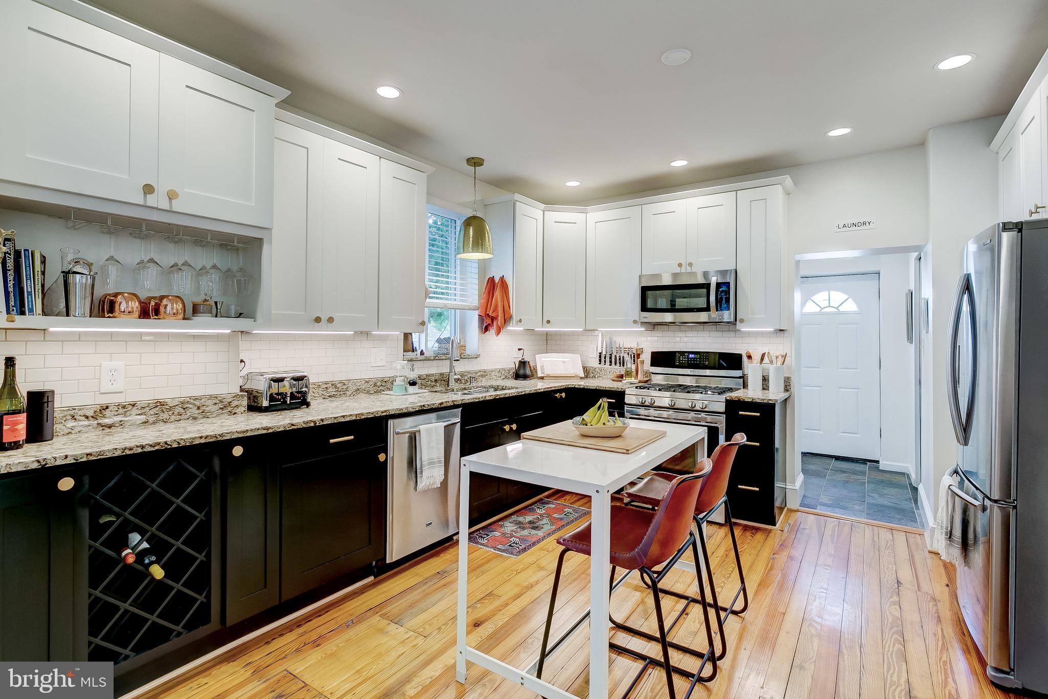 HIGHLANDTOWN - Residential