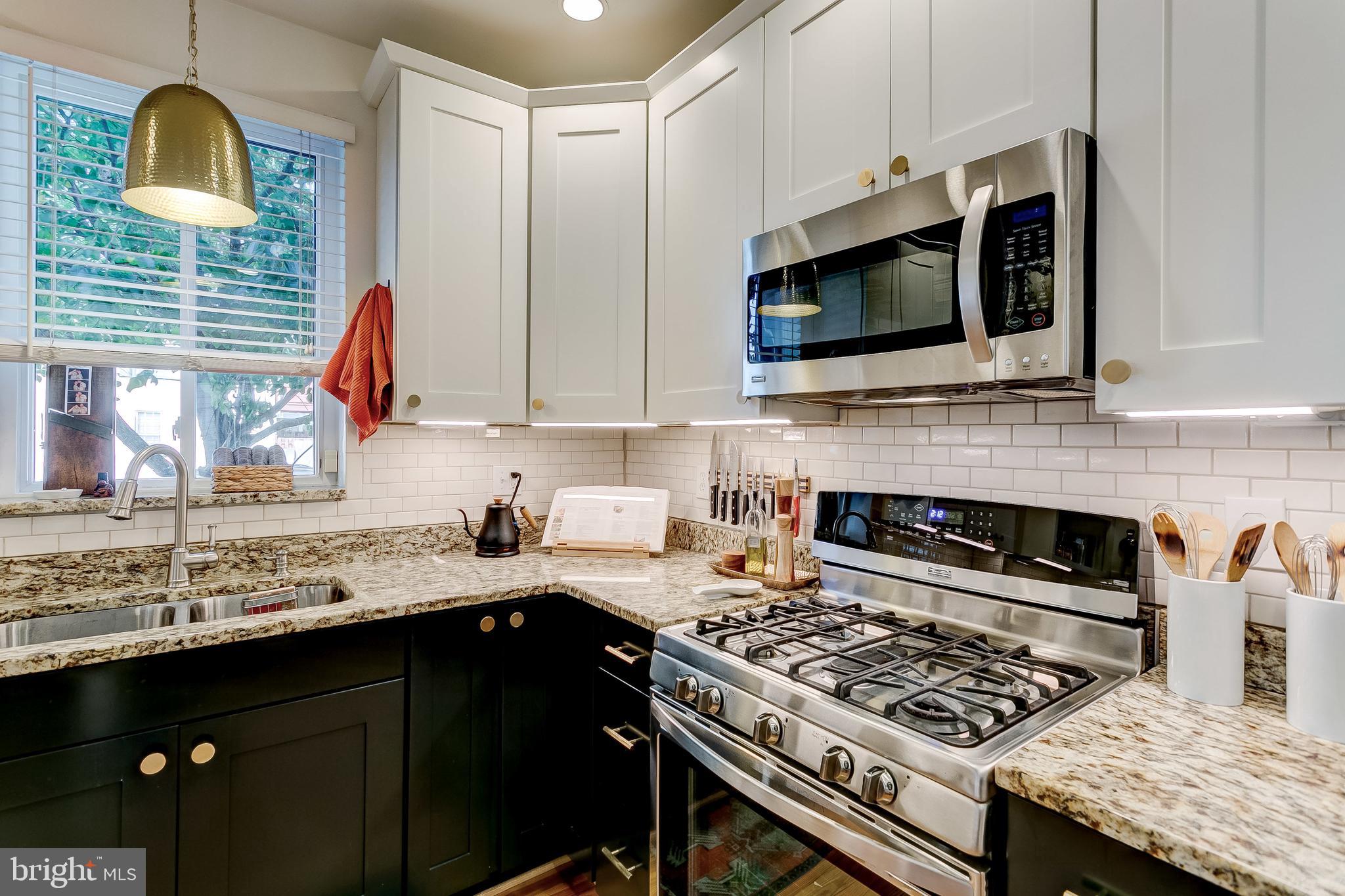 HIGHLANDTOWN - Residential