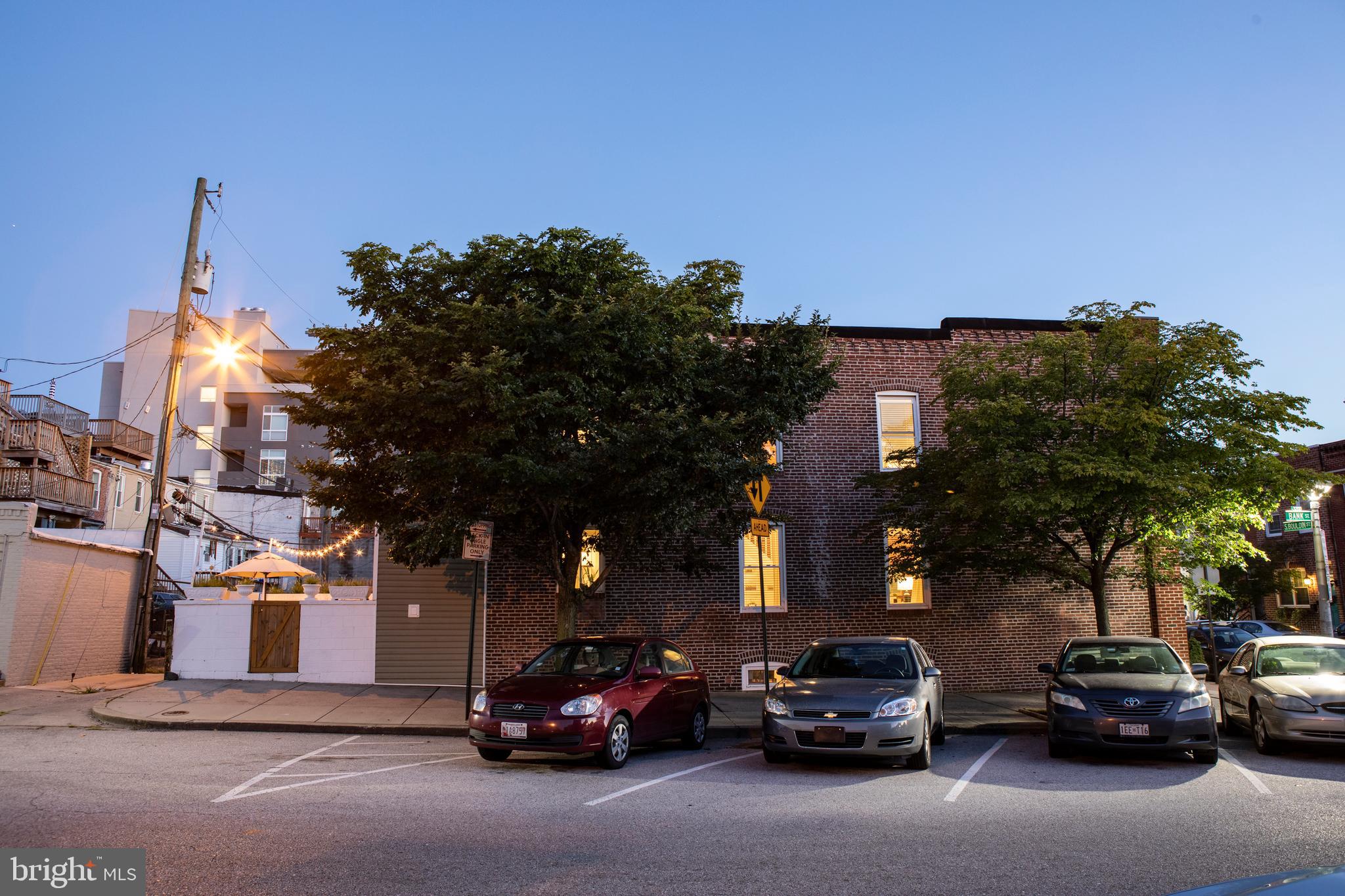 HIGHLANDTOWN - Residential