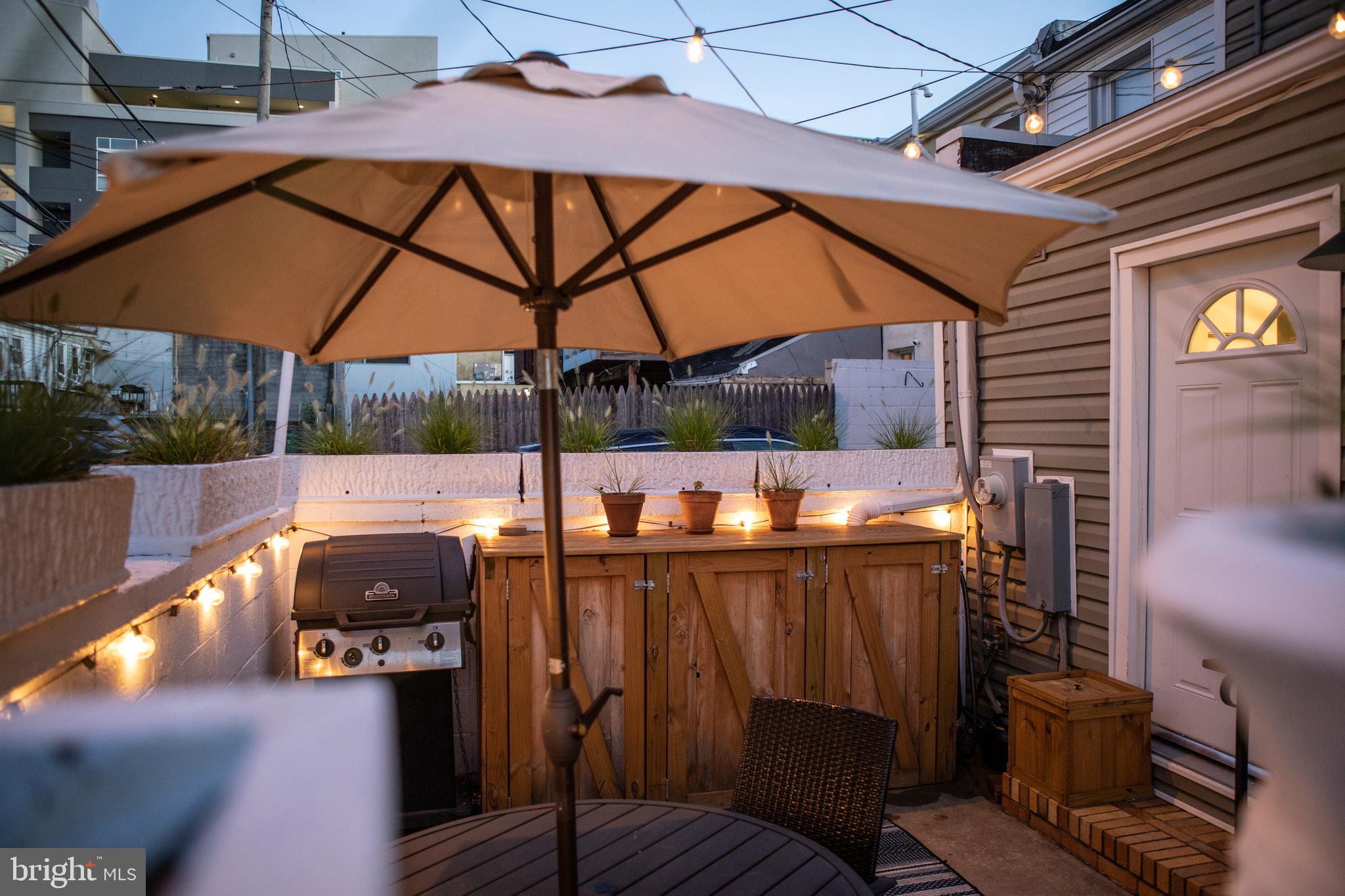 HIGHLANDTOWN - Residential