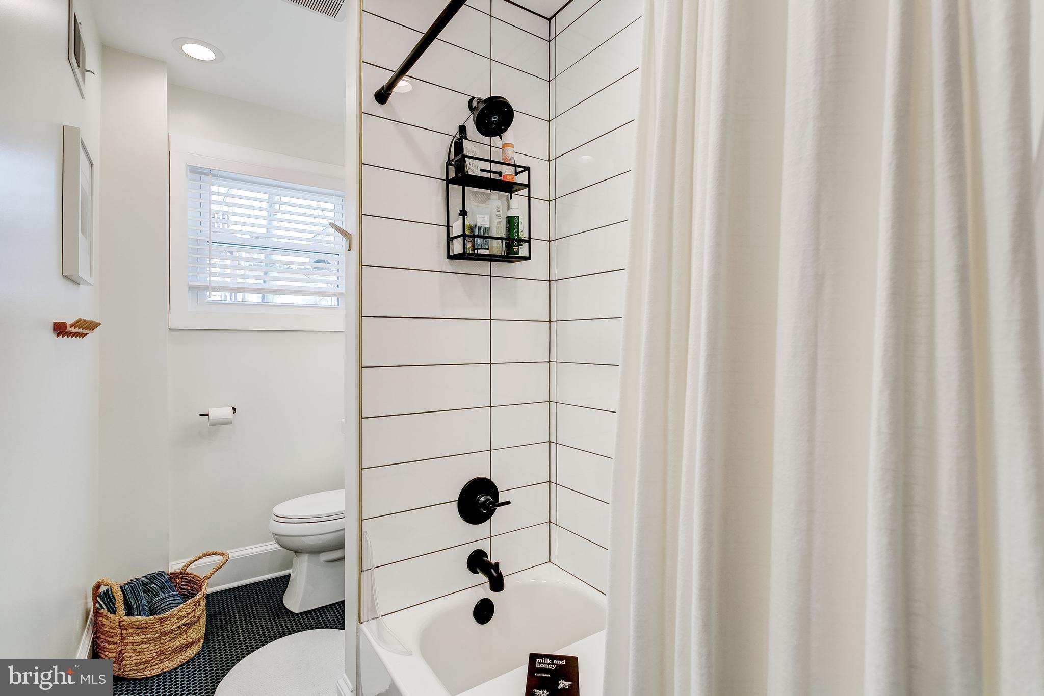 HIGHLANDTOWN - Residential