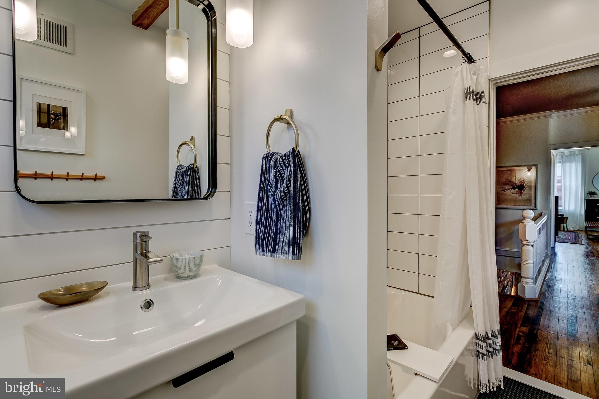 HIGHLANDTOWN - Residential