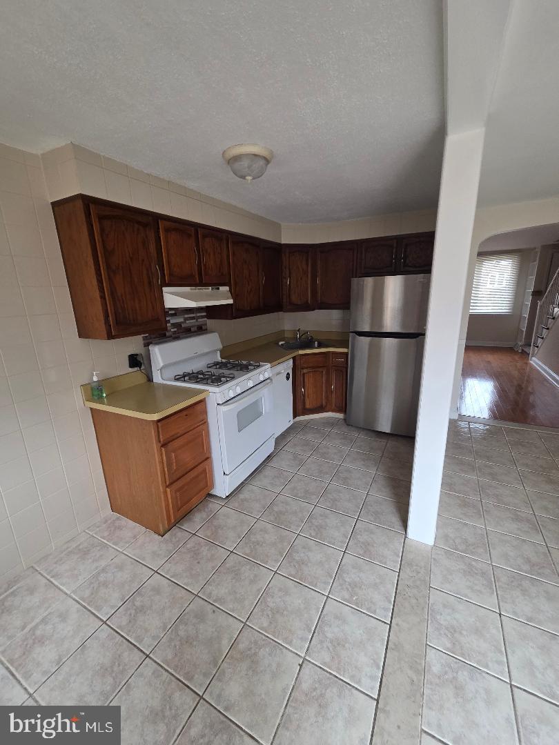 5137 WESTLEY DRIVE