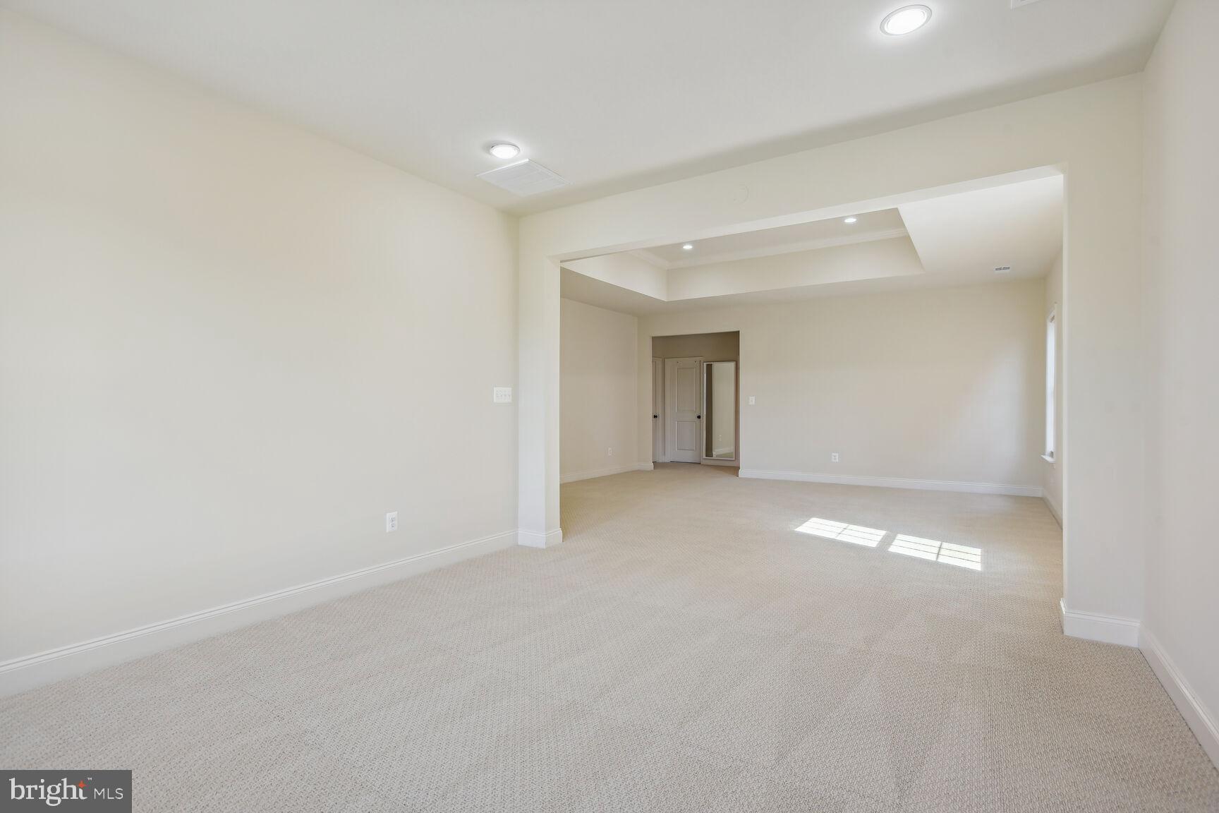 MOOREFIELD STATION - Residential Lease