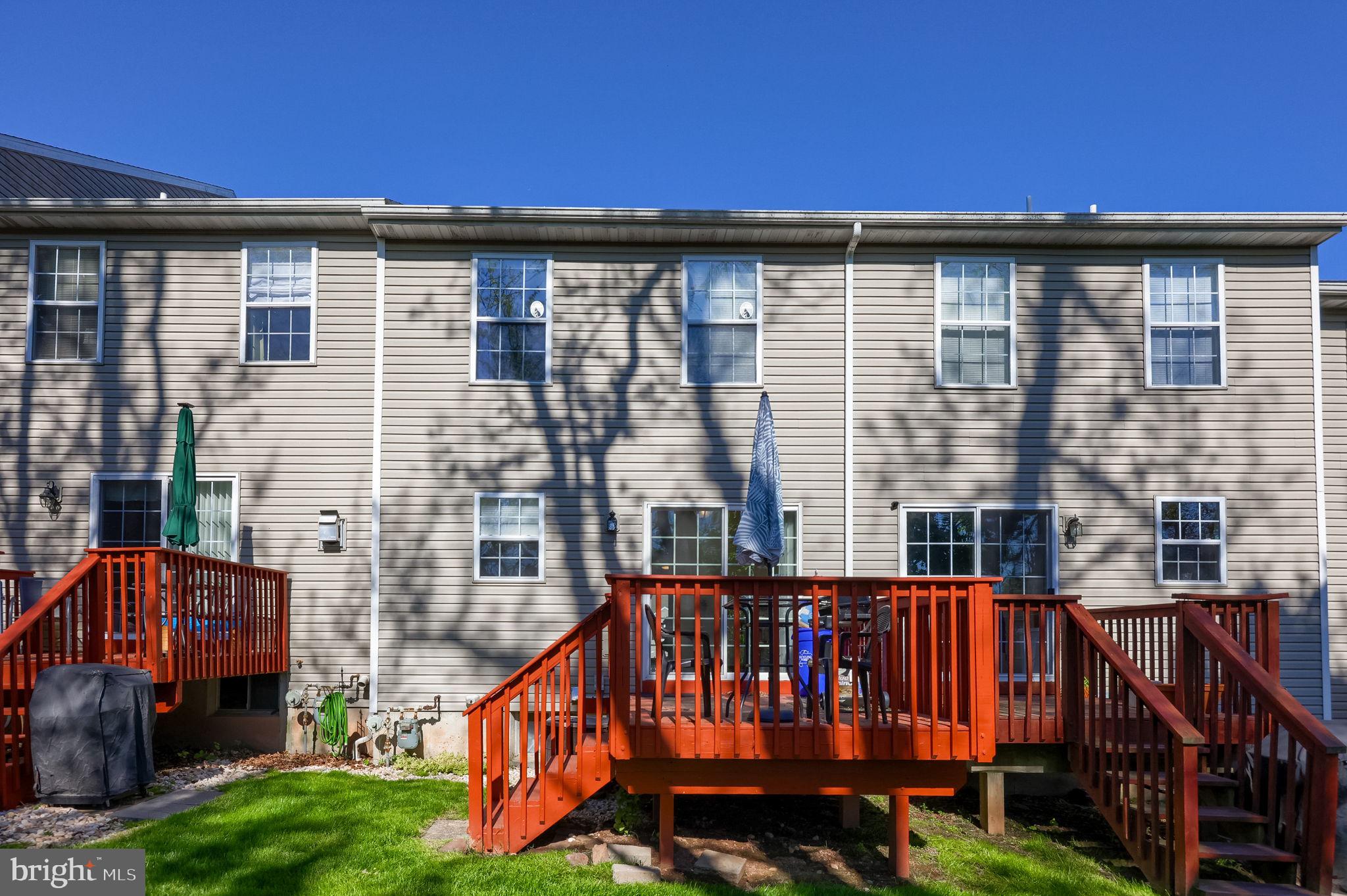 BLACKSMITH POINTE - Residential