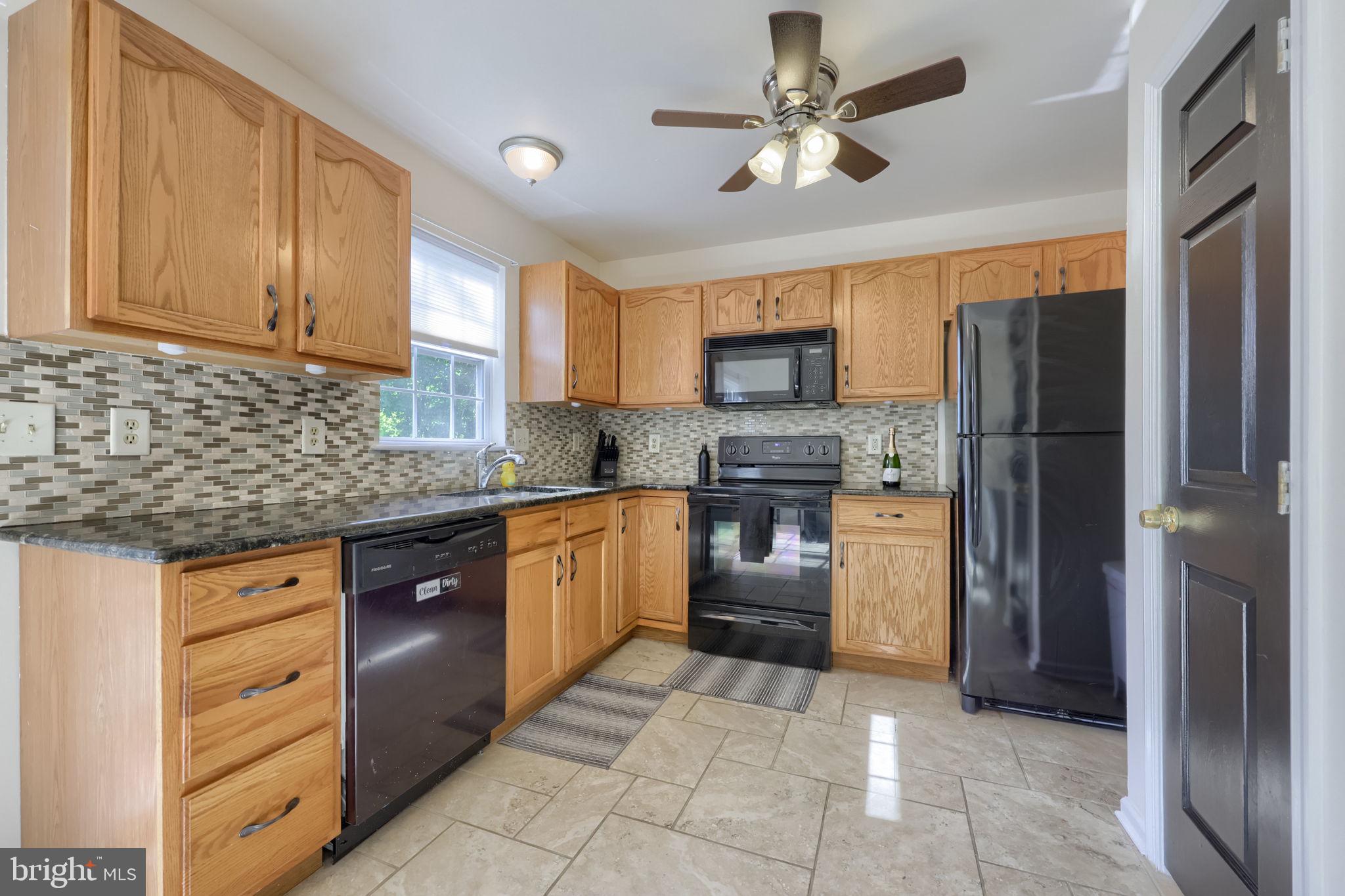 BLACKSMITH POINTE - Residential