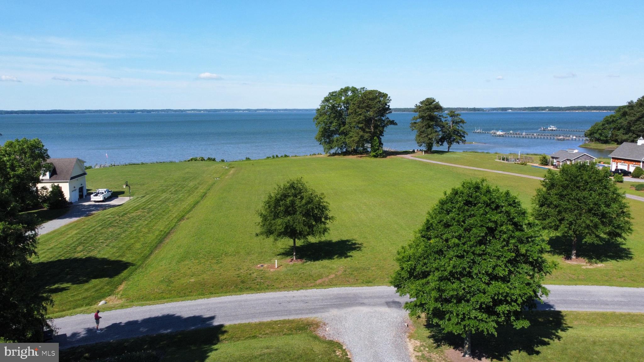4 RIVER VILLAGE DRIVE