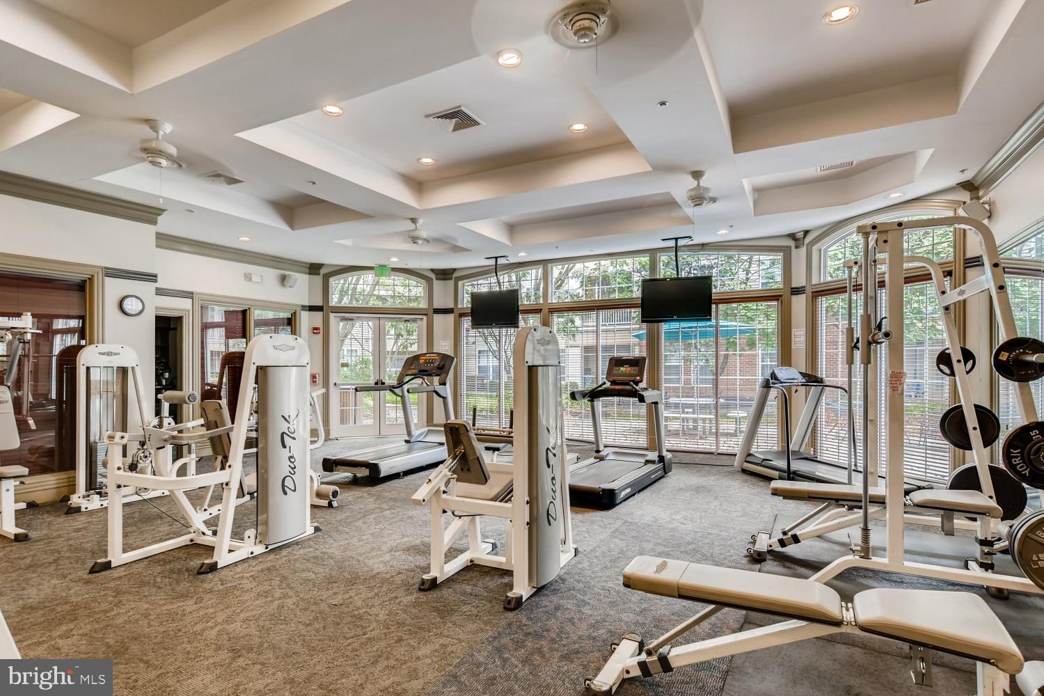 HIGH VIEW AT HUNT VALLEY - Residential