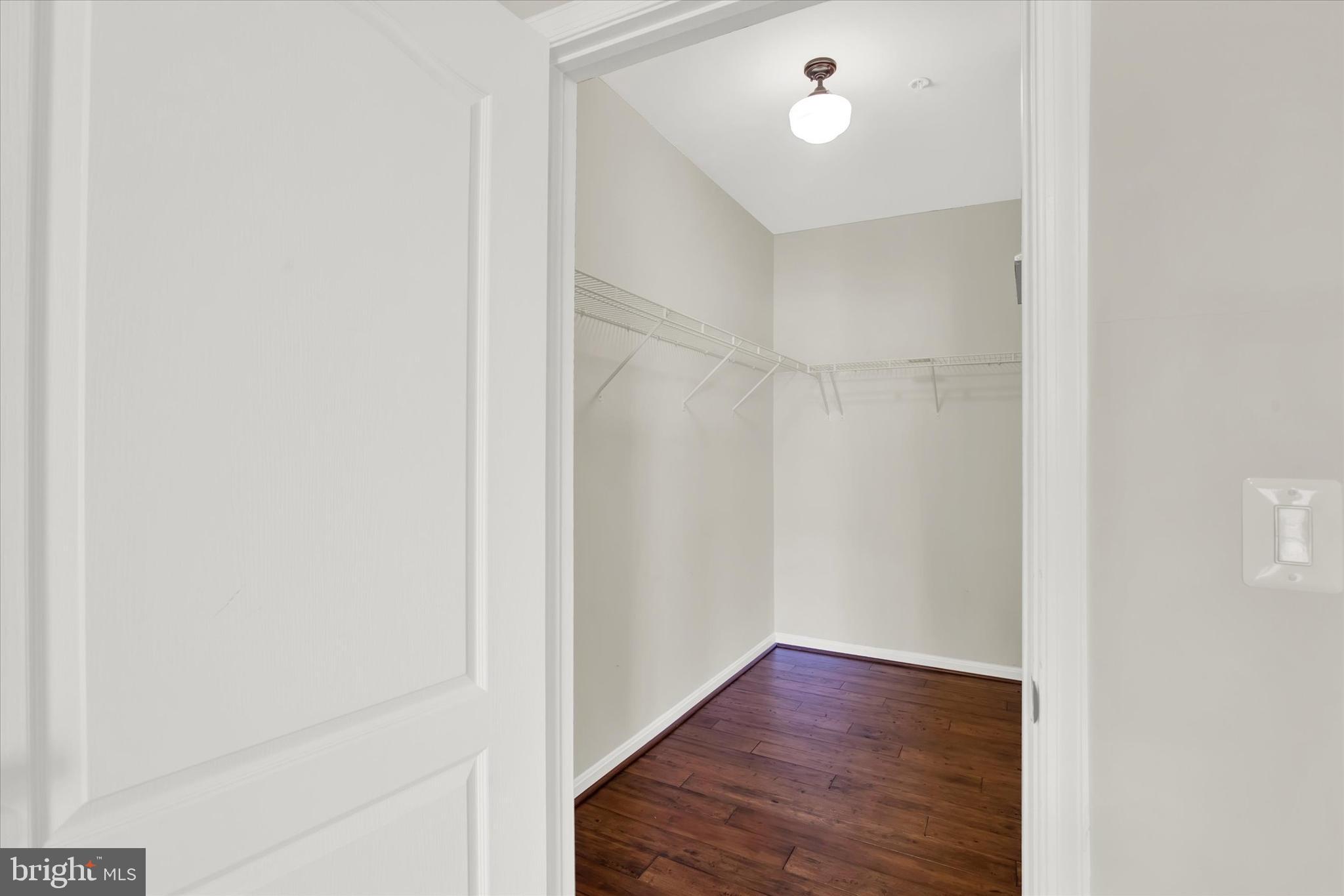 HIGH VIEW AT HUNT VALLEY - Residential