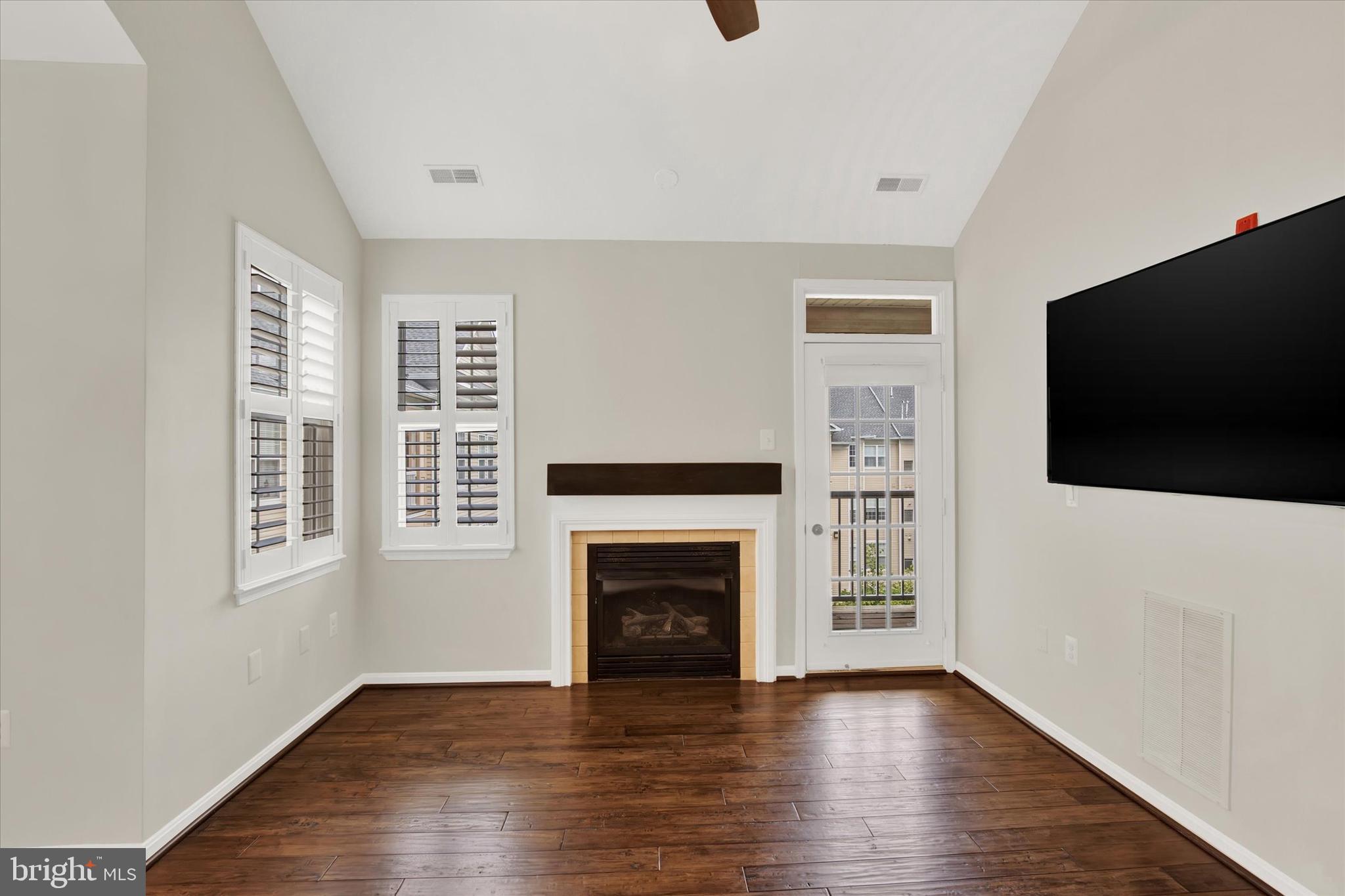 HIGH VIEW AT HUNT VALLEY - Residential