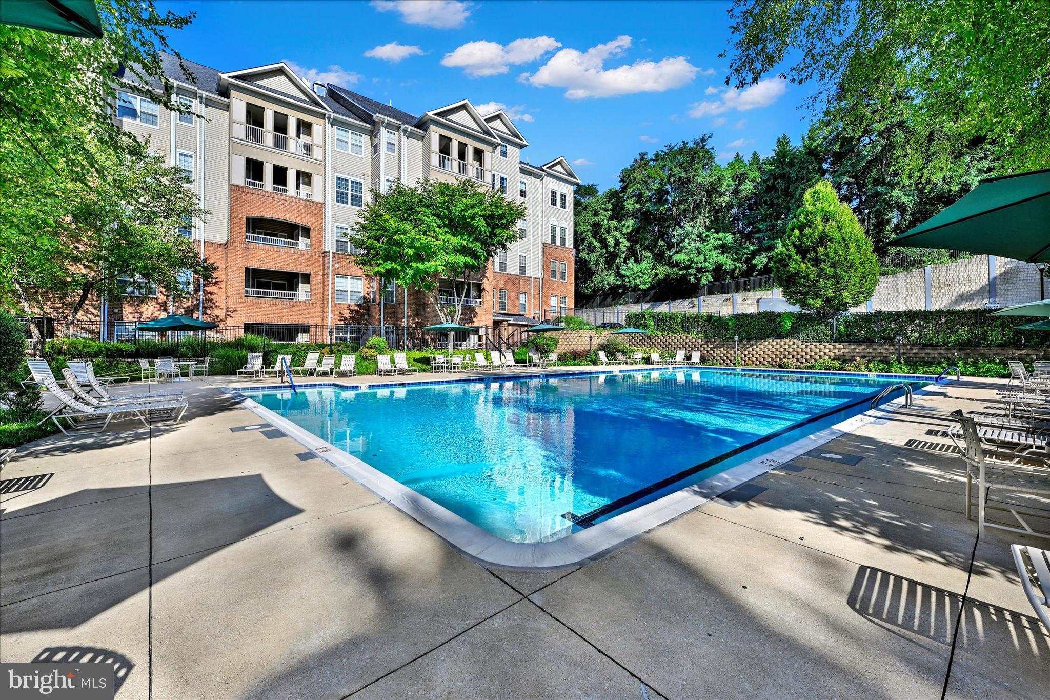 HIGH VIEW AT HUNT VALLEY - Residential