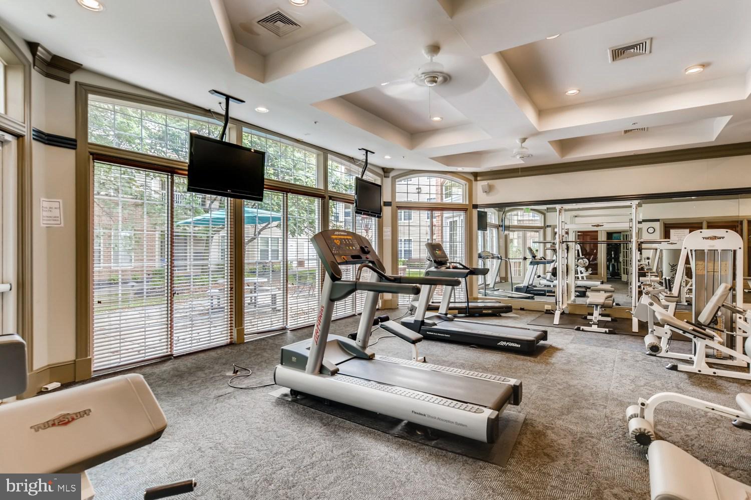 HIGH VIEW AT HUNT VALLEY - Residential