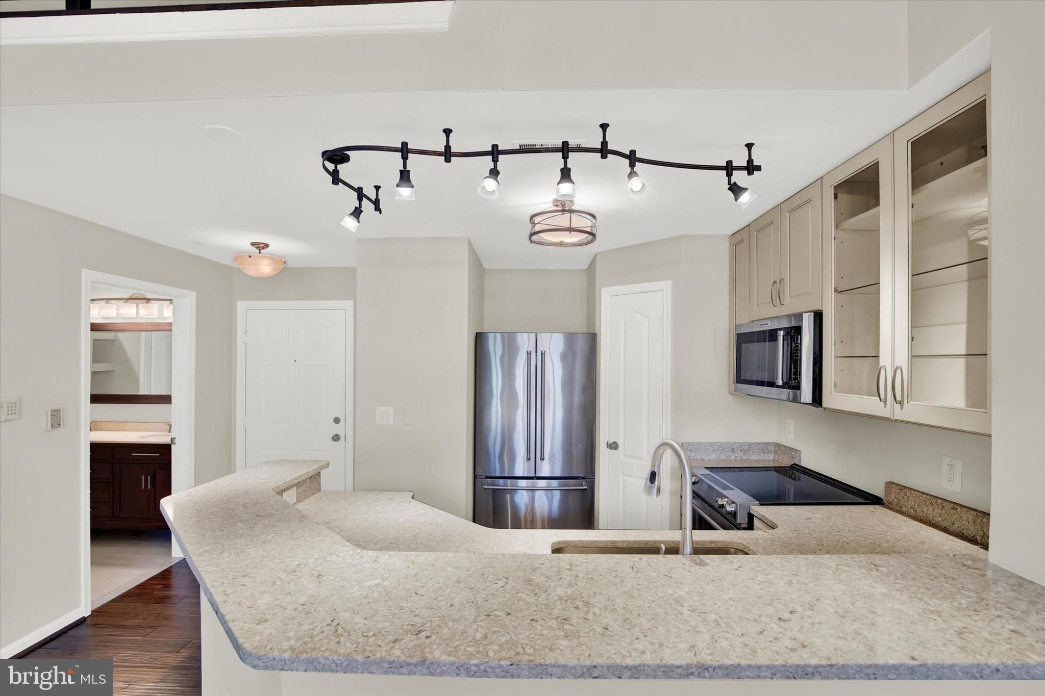 HIGH VIEW AT HUNT VALLEY - Residential