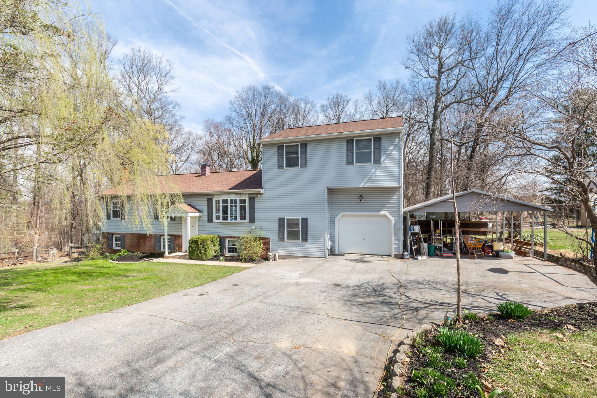 HAMPSTEAD - Residential