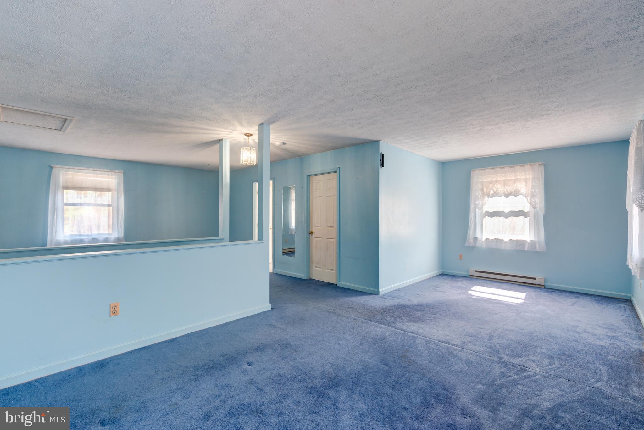 HAMPSTEAD - Residential