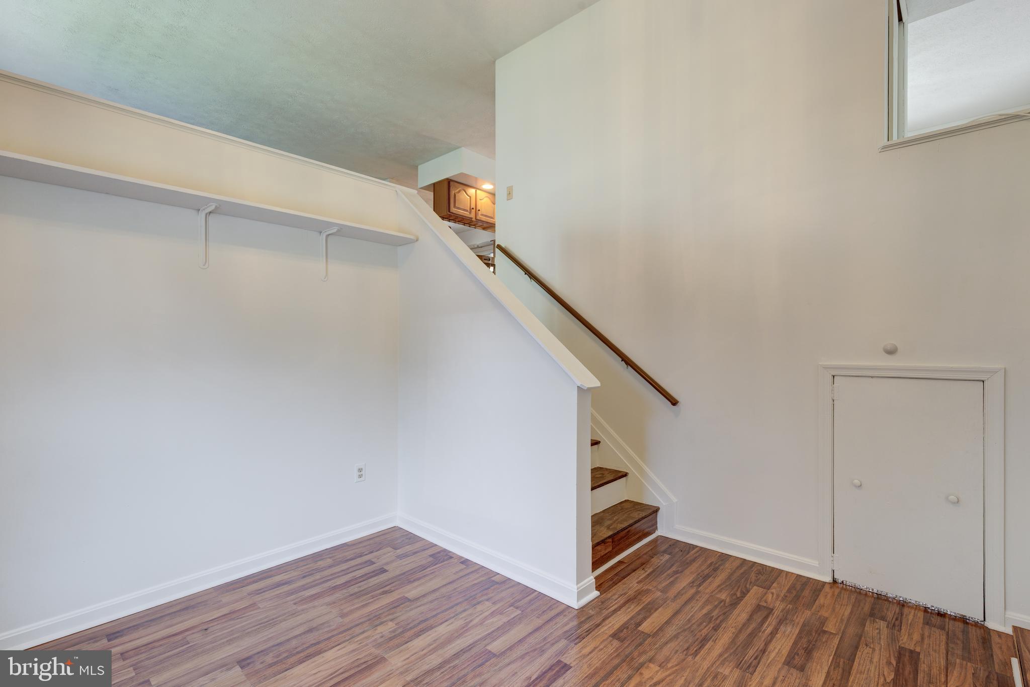 HAMPSTEAD - Residential