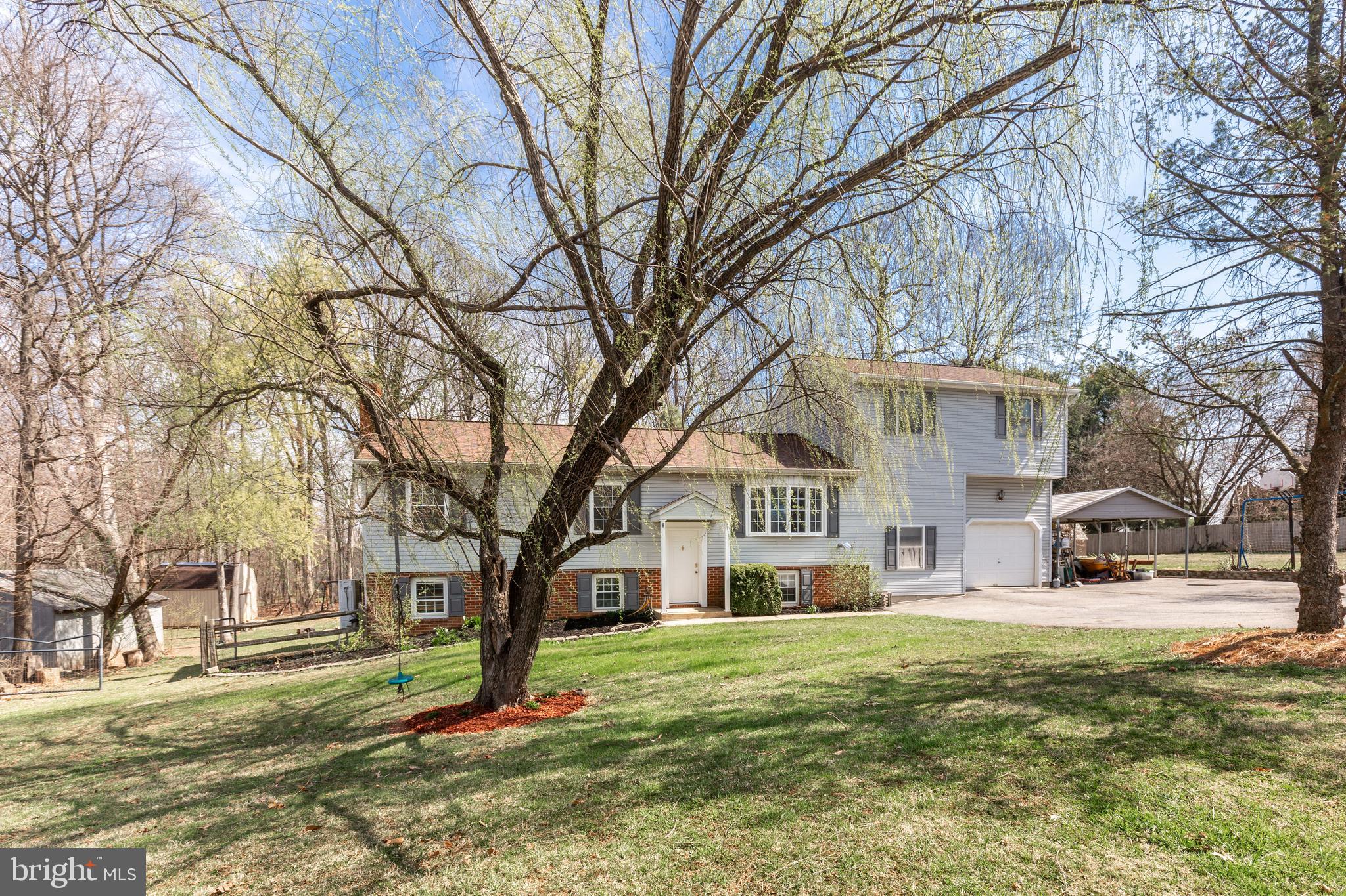 HAMPSTEAD - Residential